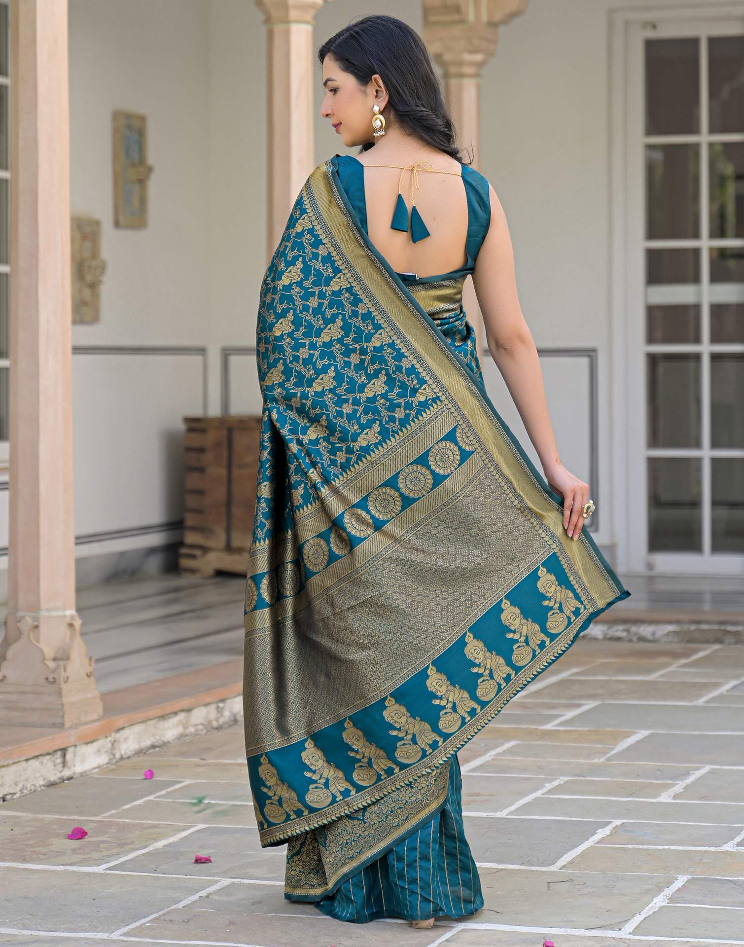 Peacock Blue Silk Woven Banarasi Saree - Image 6