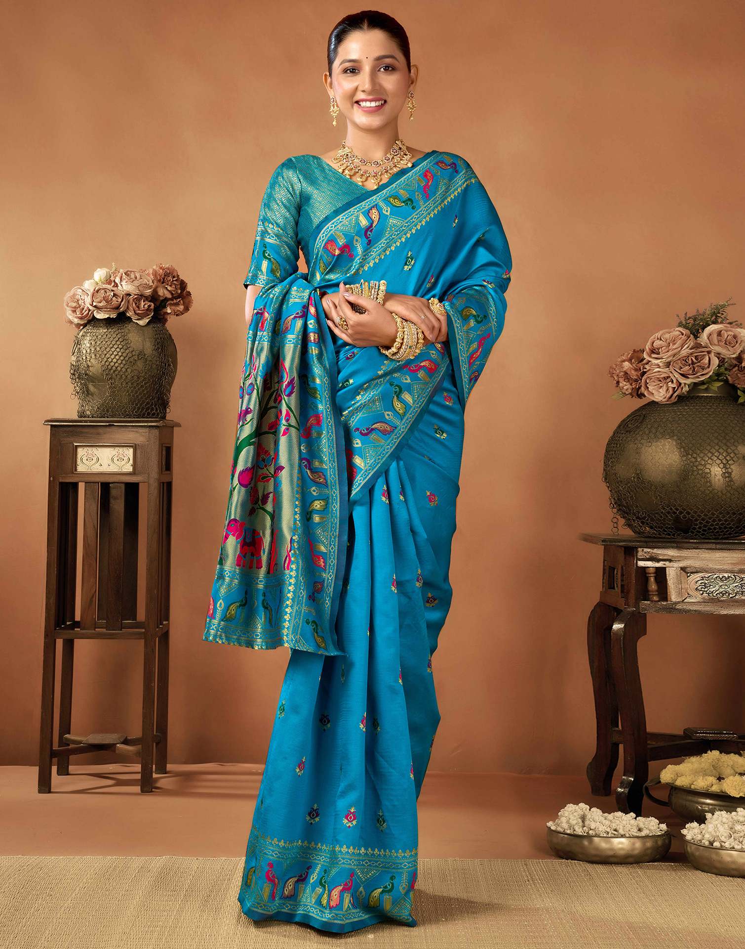 Peacock Blue Silk Woven Paithani Saree - Image 5
