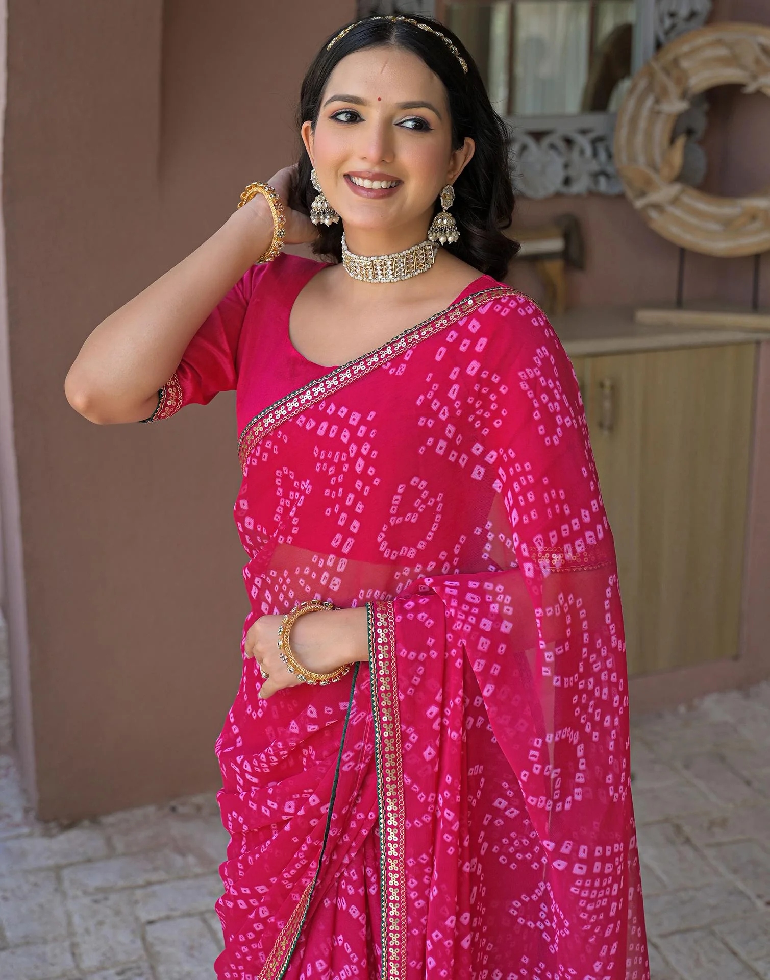 Pink Chiffon Bandhani Printed Saree - Image 2