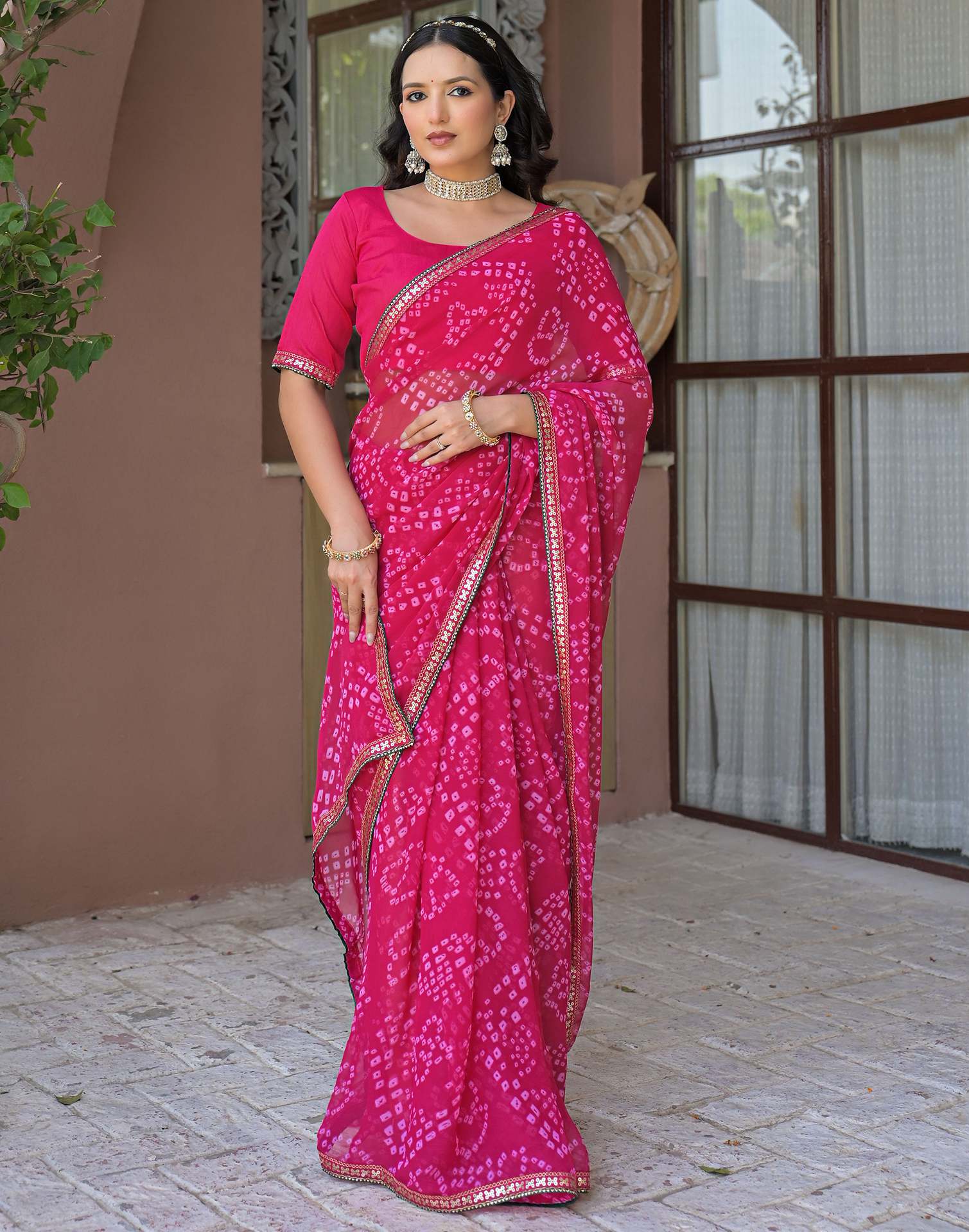 Pink Chiffon Bandhani Printed Saree - Image 5