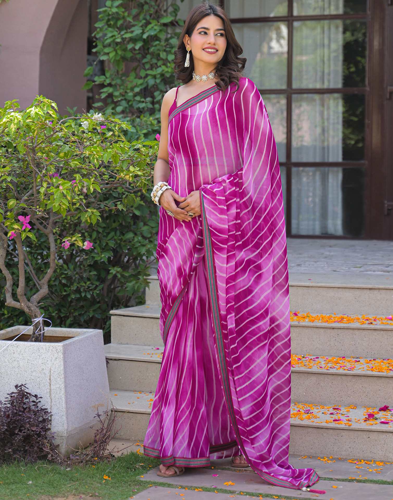 Pink Georgette Laheriya Printed Saree - Image 4