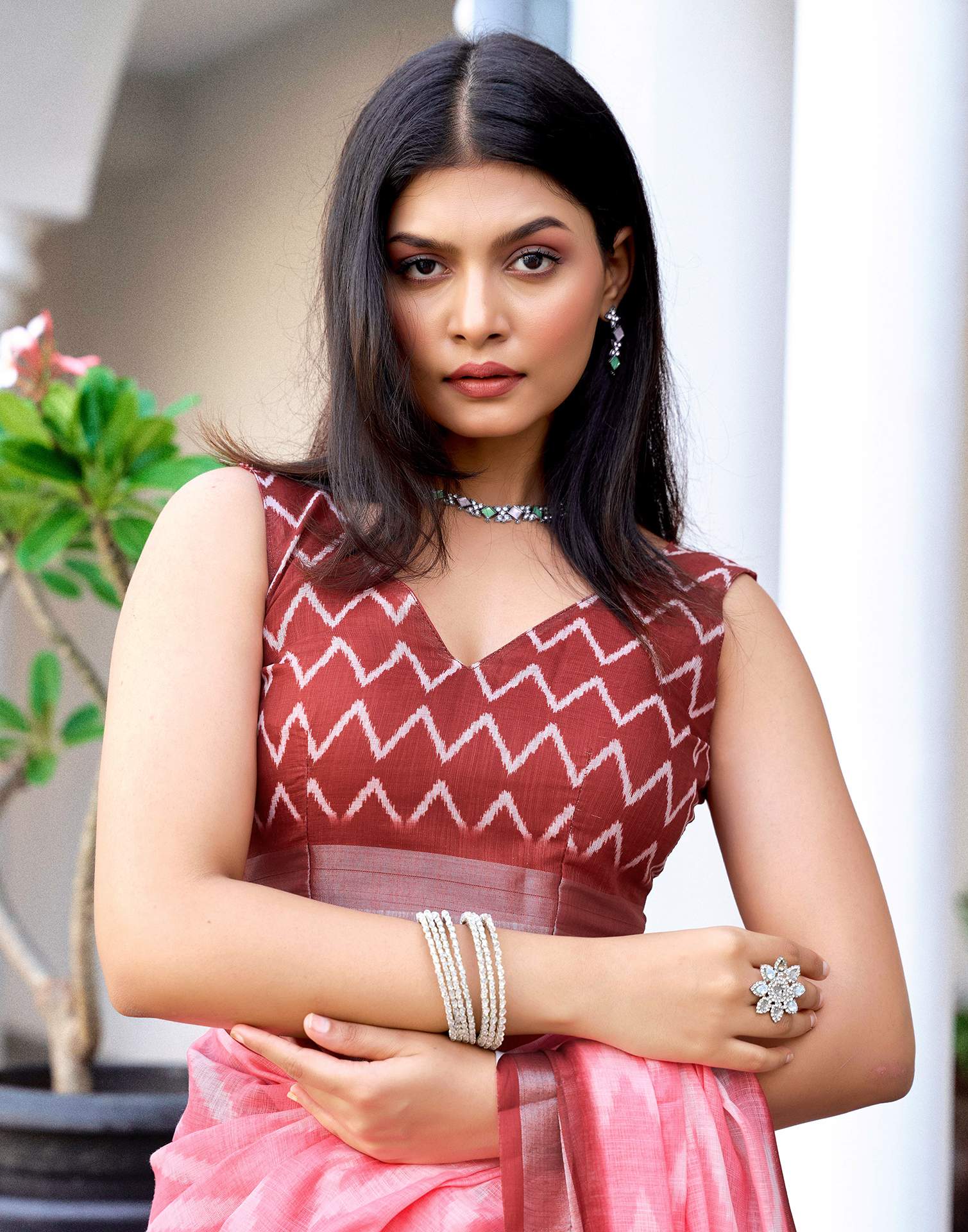 Pink Linen Ikkat Printed Saree - Image 10