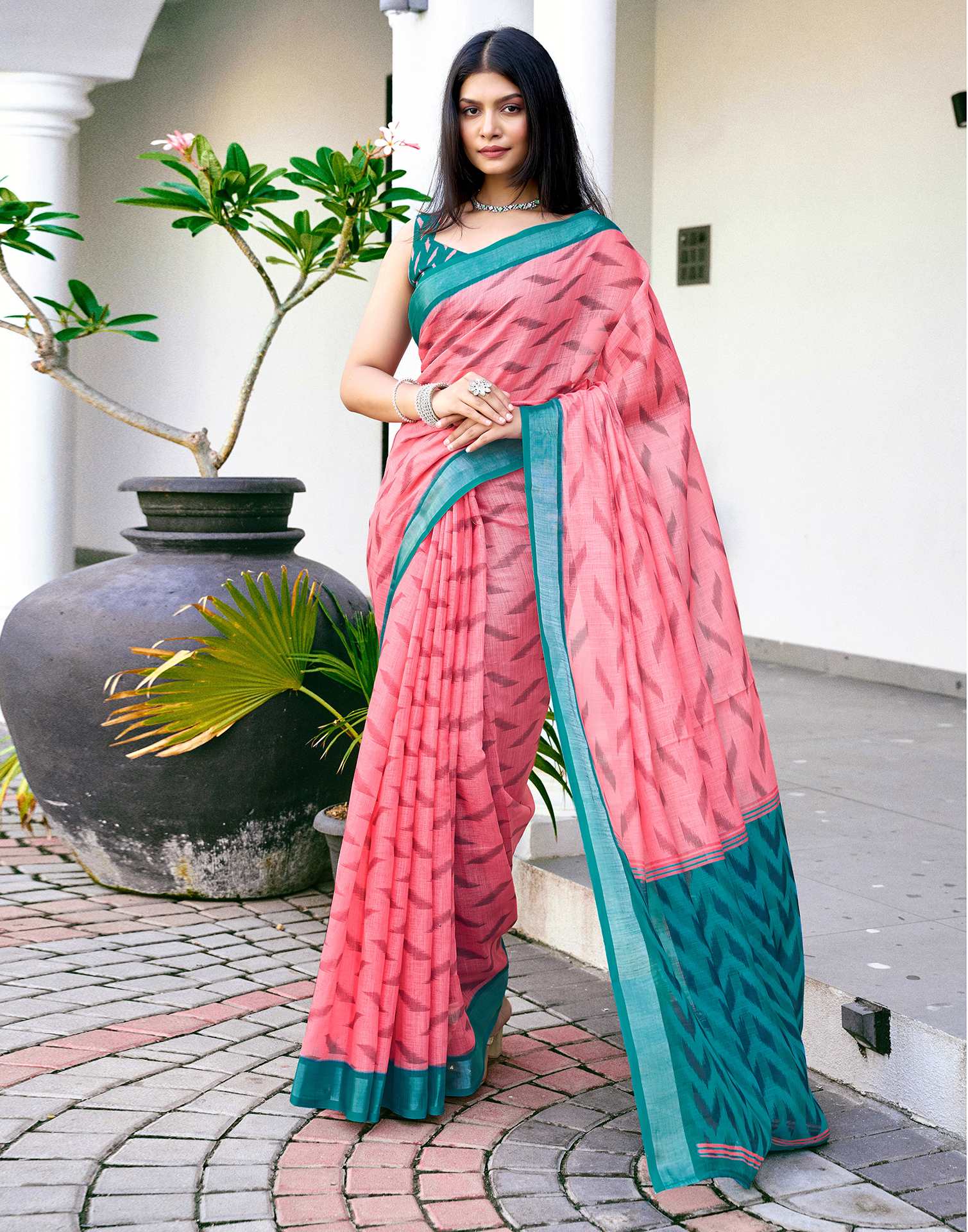 Pink Linen Ikkat Printed Saree - Image 6