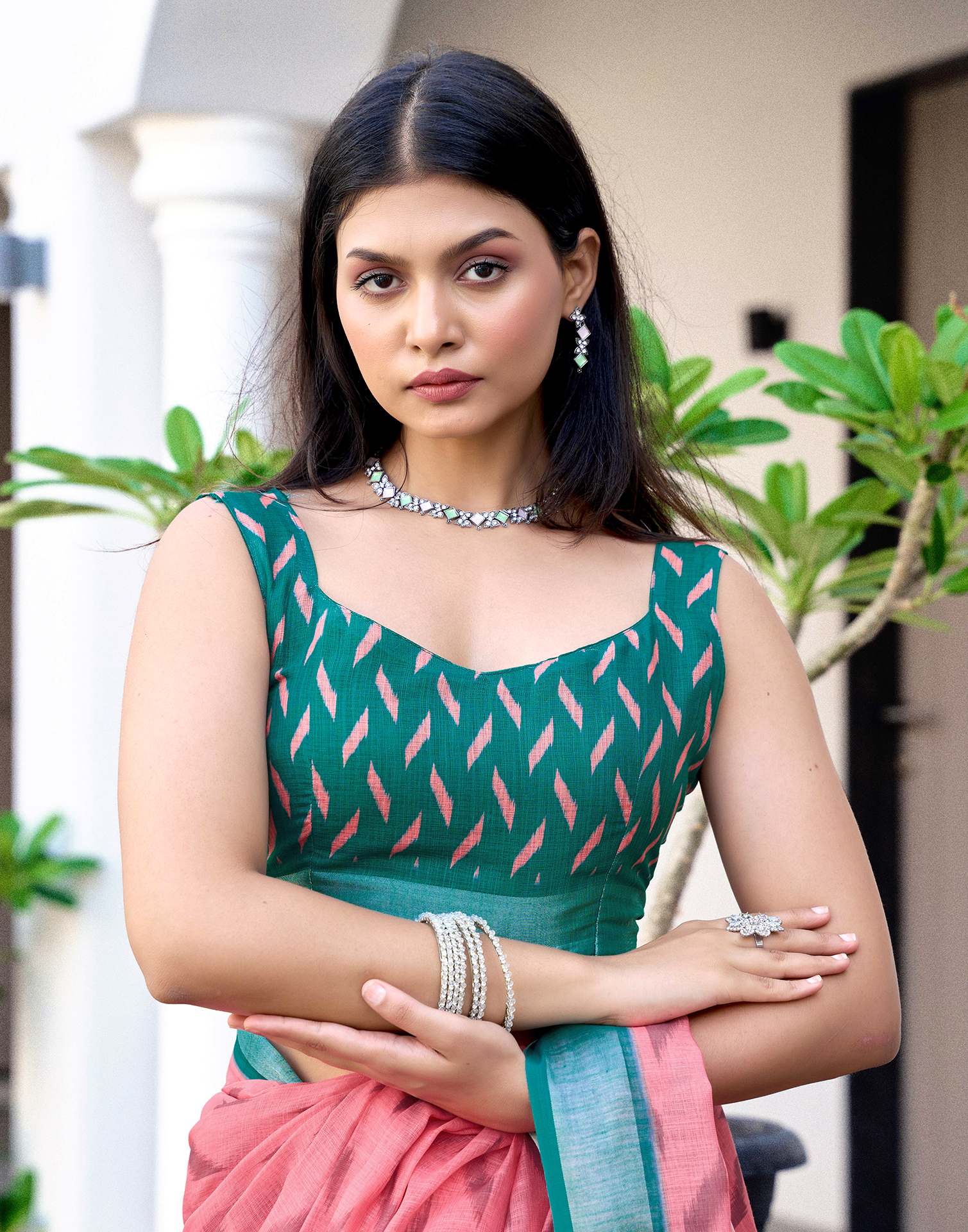 Pink Linen Ikkat Printed Saree - Image 8