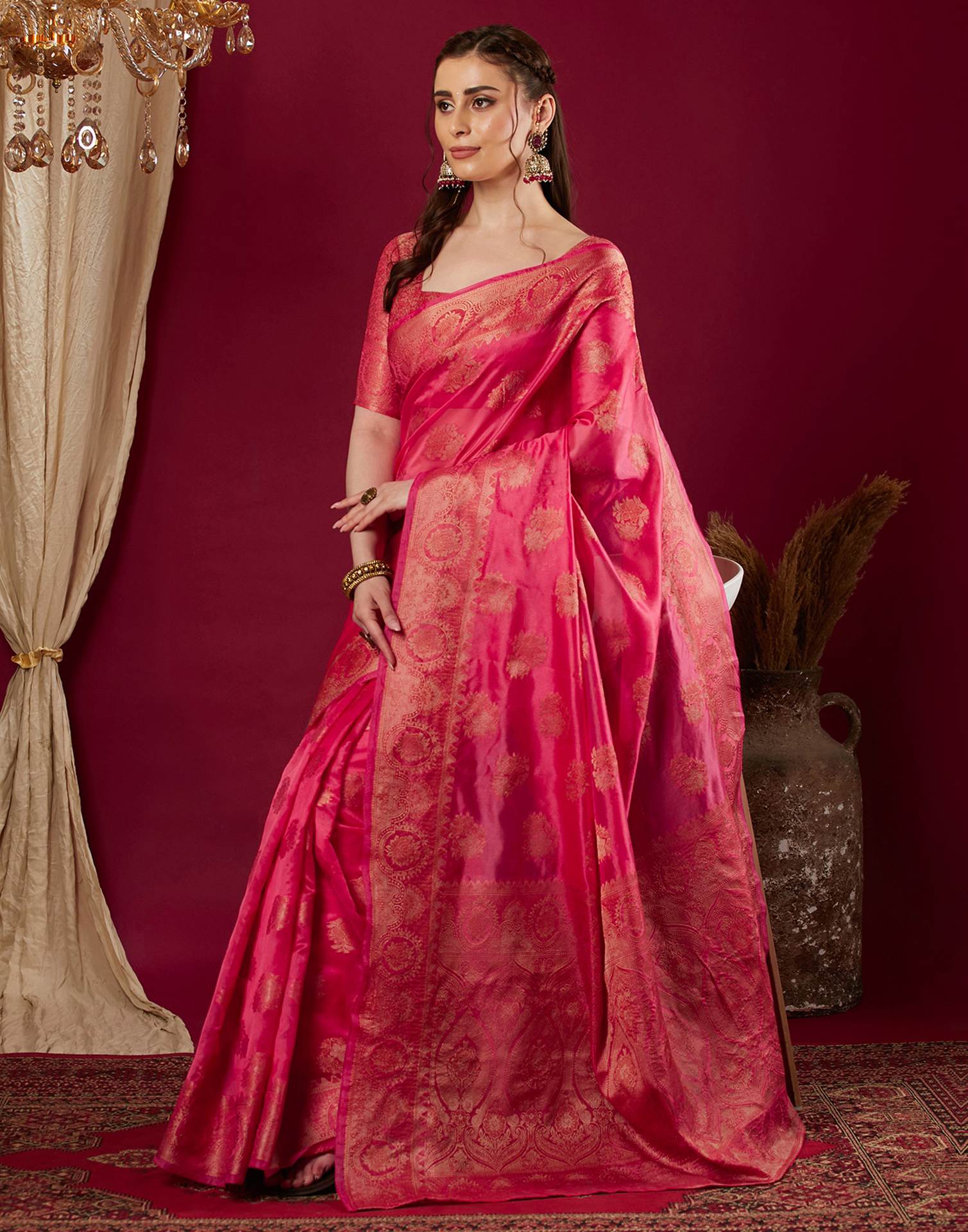 Pink Organza Woven Banarasi Saree - Image 4