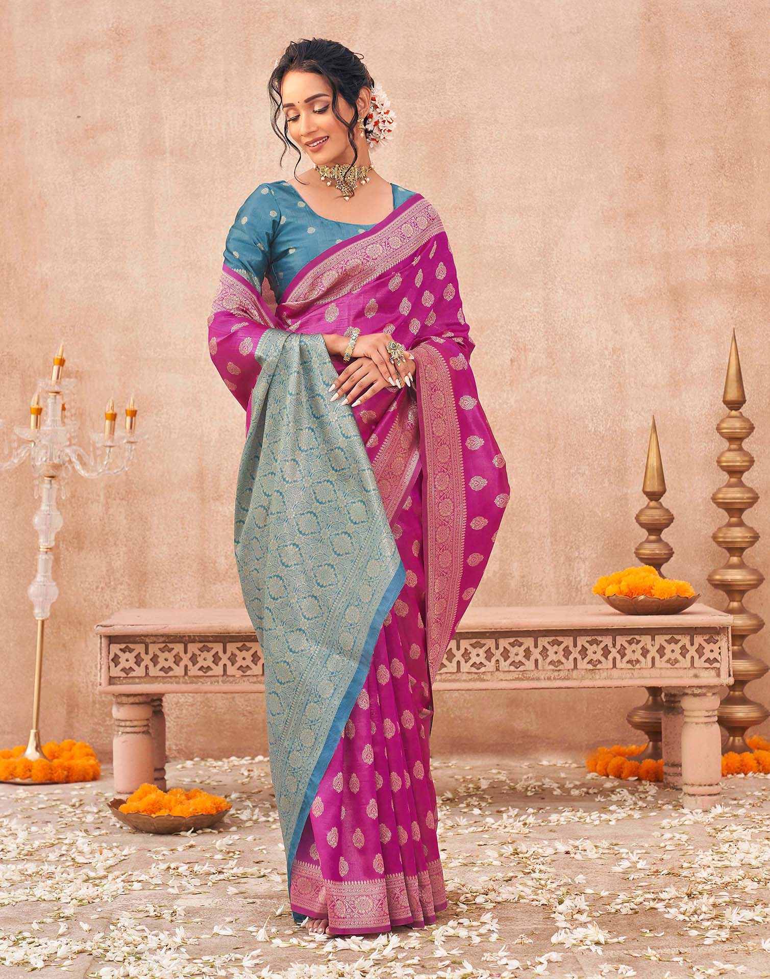 Pink Shimmer Silk Woven Banarasi Saree - Image 7
