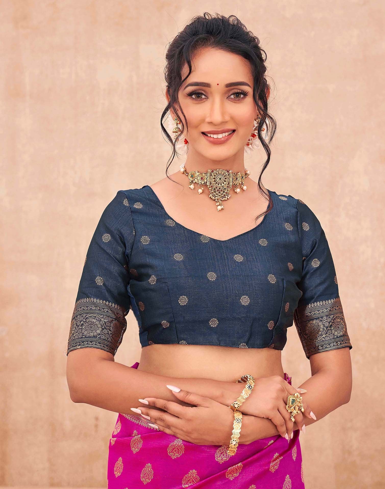 Pink Shimmer Silk Woven Banarasi Saree - Image 7