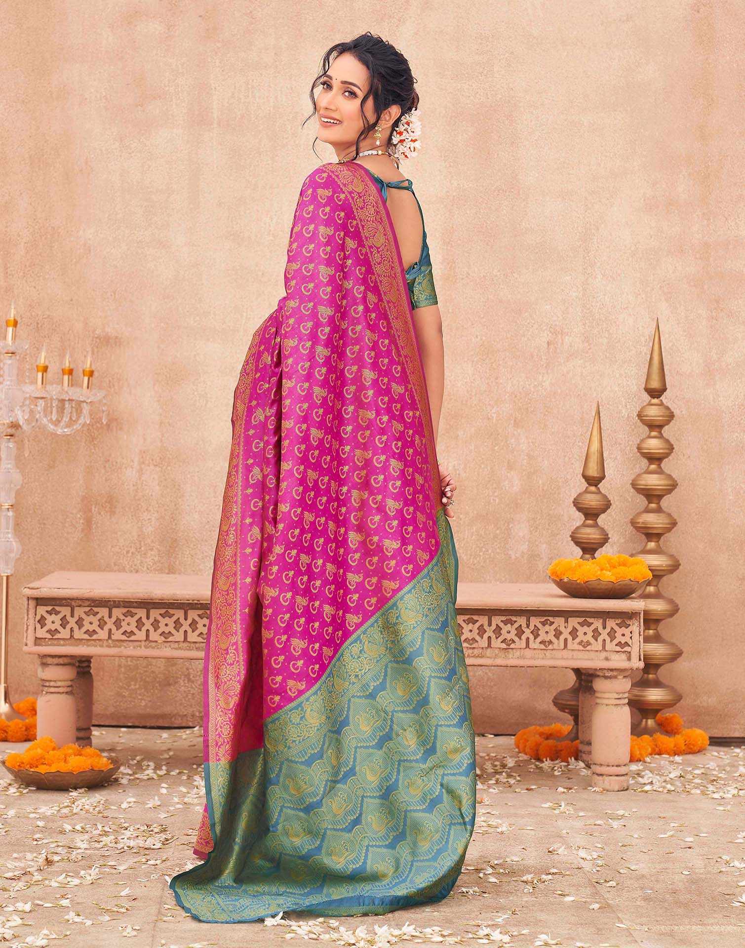 Pink Shimmer Silk Woven Banarasi Saree - Image 6