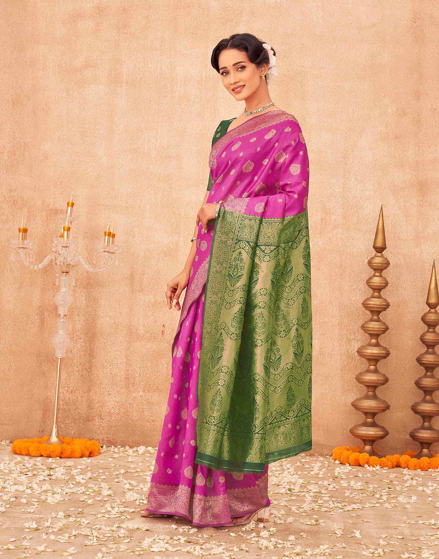 Pink Shimmer Silk Woven Banarasi Saree - Image 4