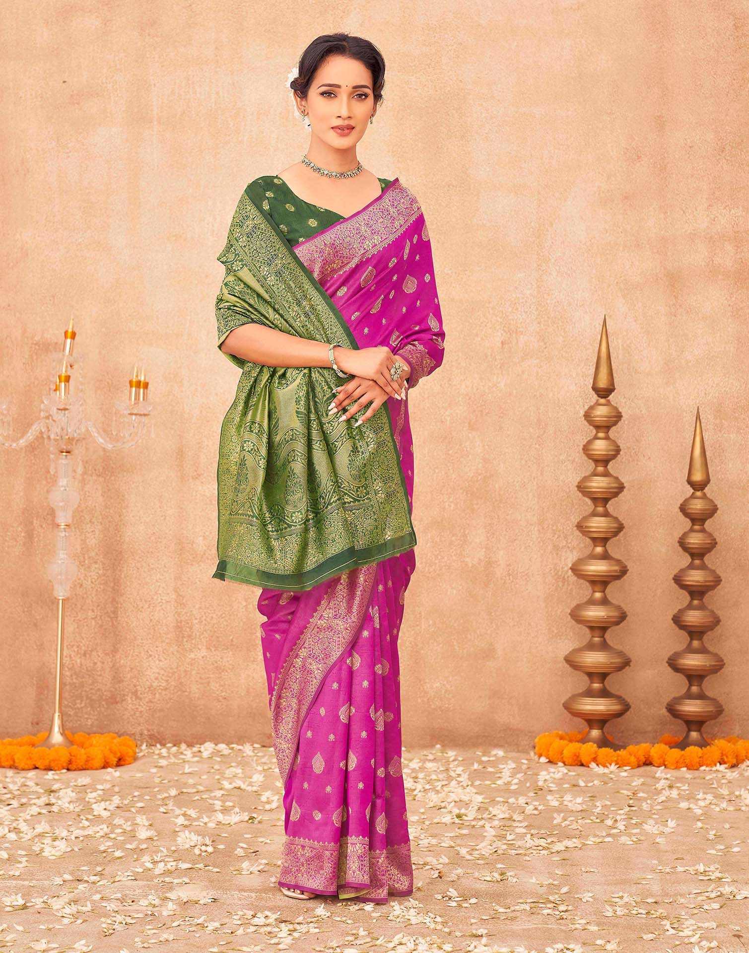 Pink Shimmer Silk Woven Banarasi Saree - Image 5