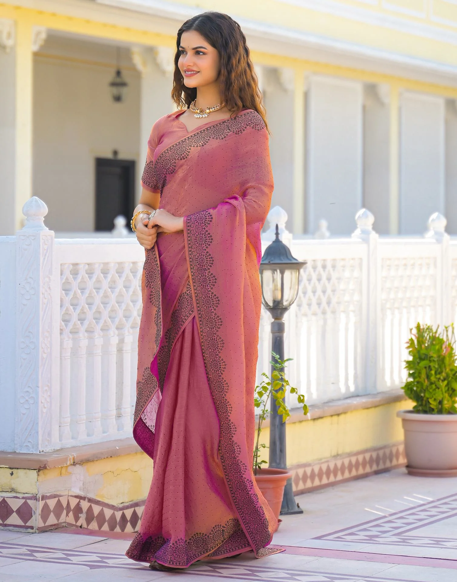 Pink Shimmer Stone Work Swarovski Saree - Image 5