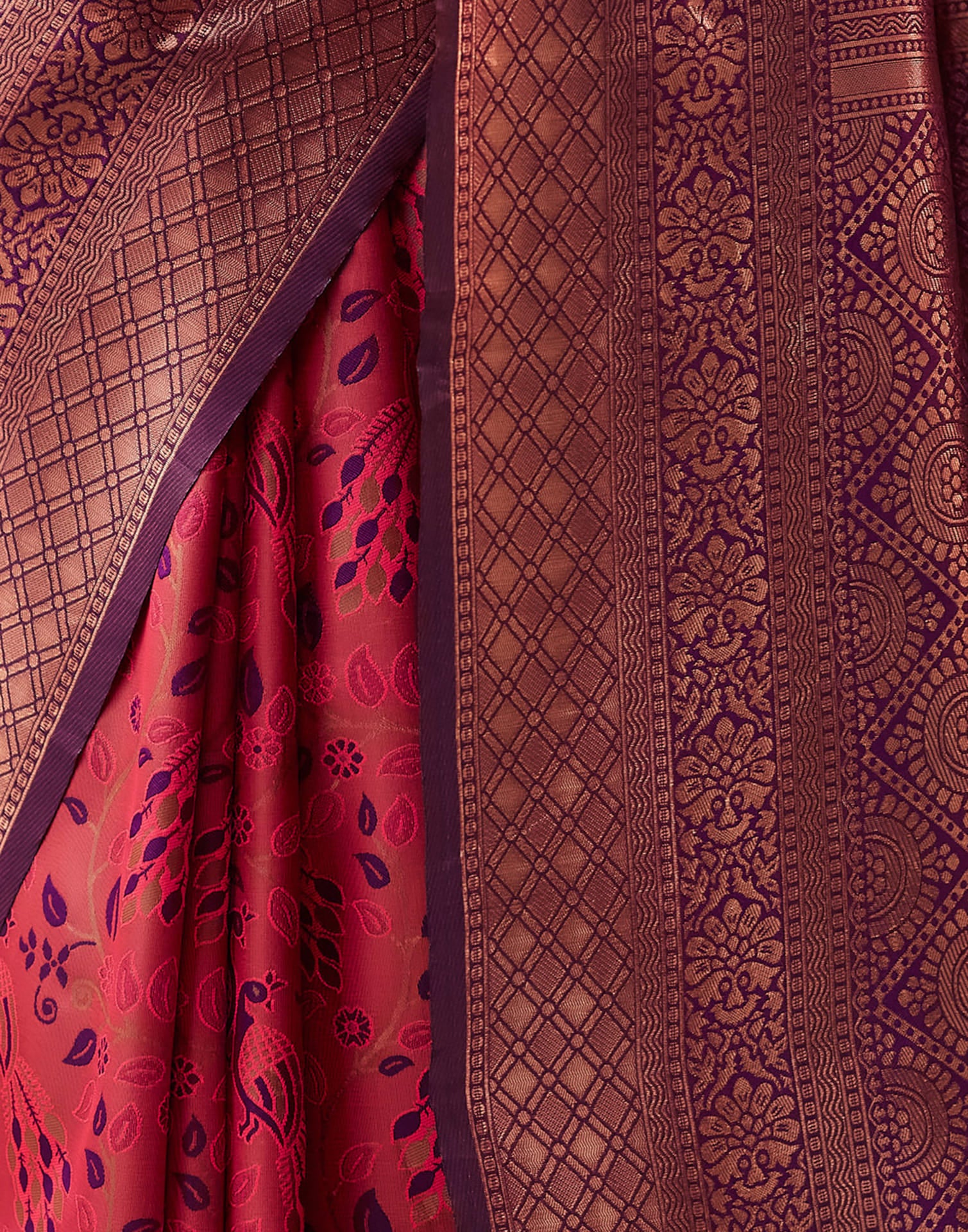 Red Silk Woven Banarasi Saree - Image 10