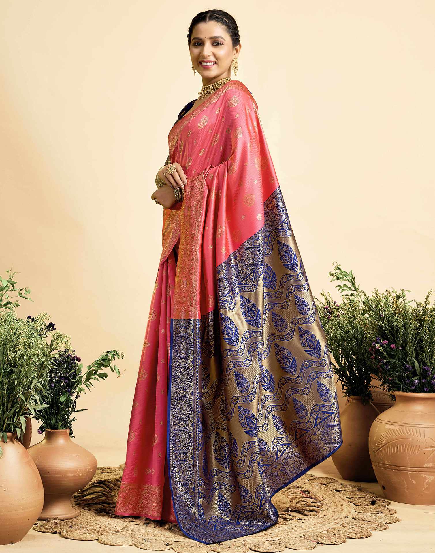 Pink Silk Woven Banarasi Saree - Image 4