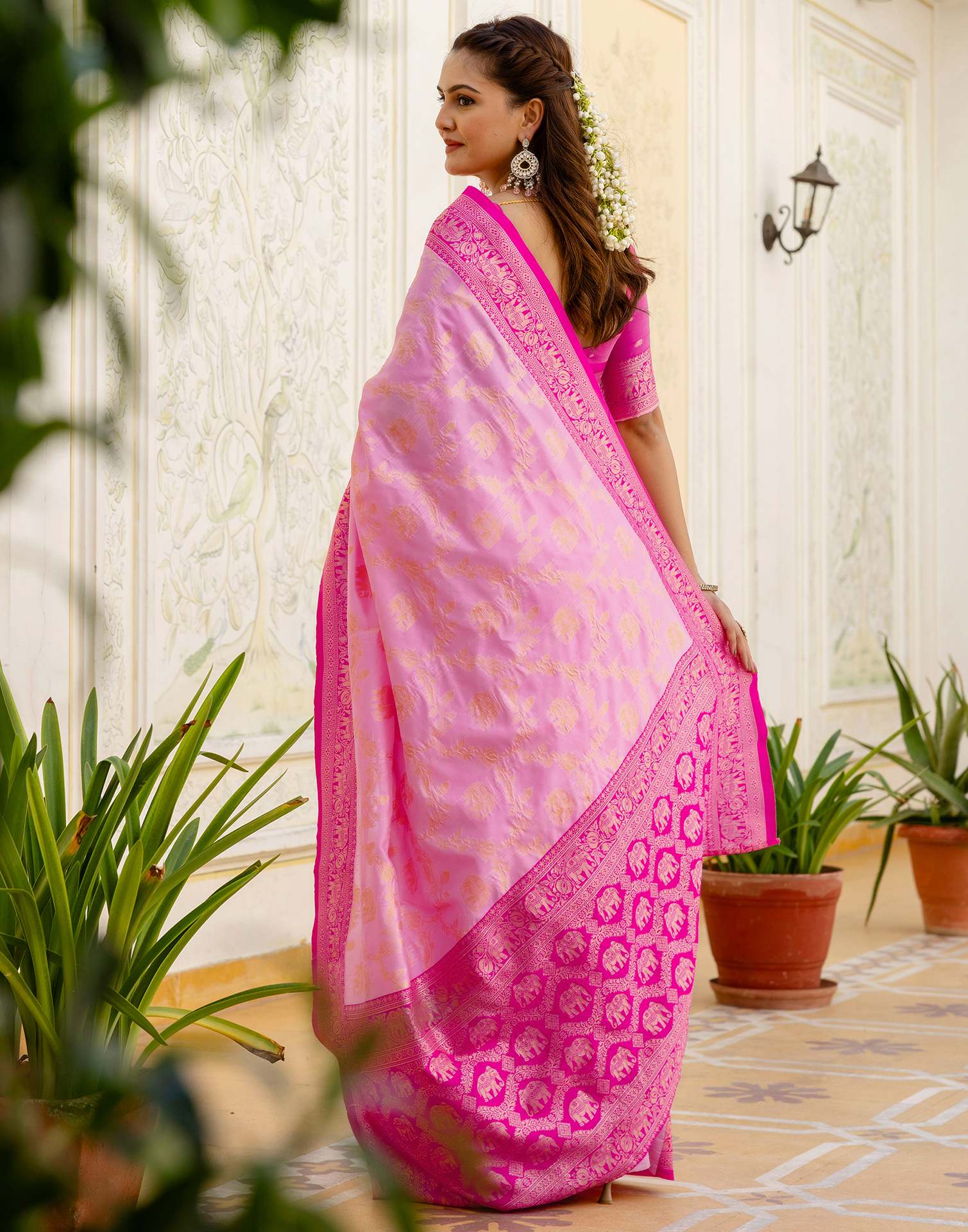 Pink Silk Woven Banarasi Saree - Image 7
