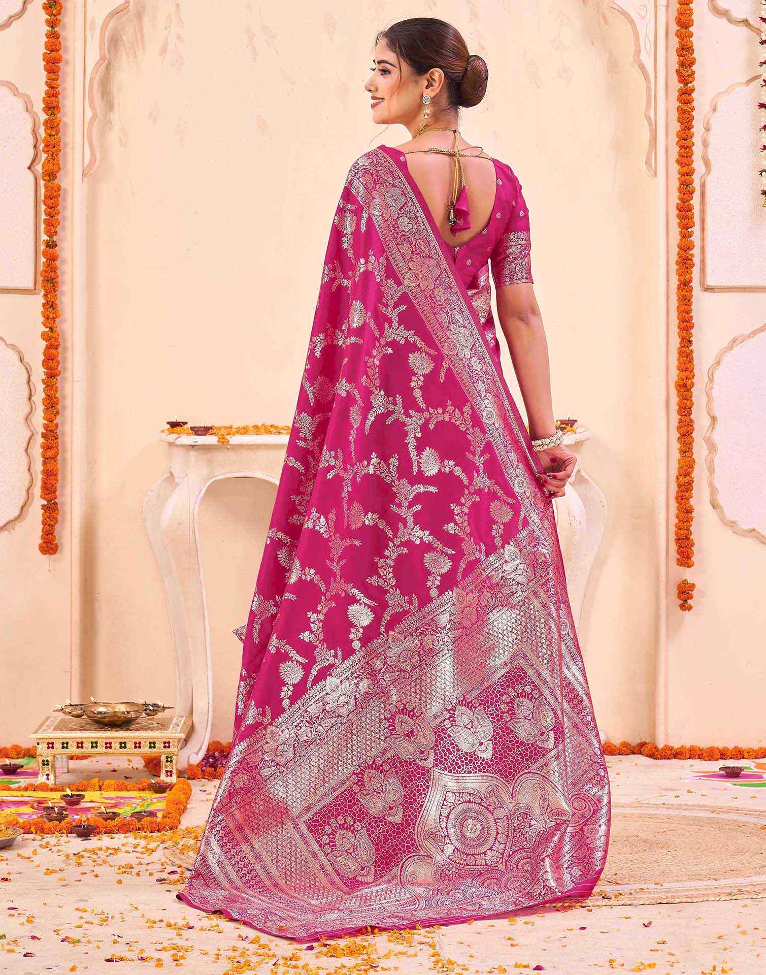 Pink Silk Woven Banarasi Saree - Image 7