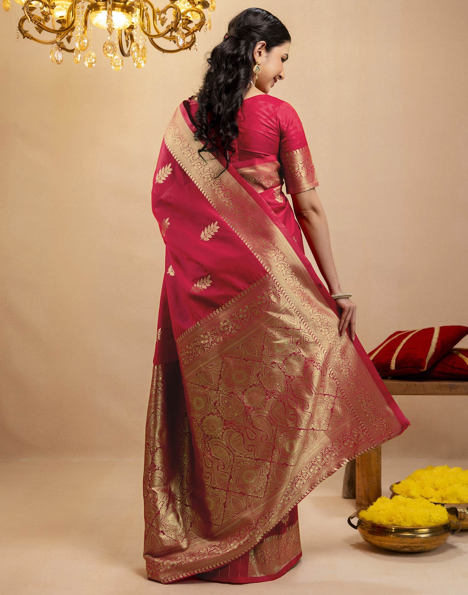 Pink Silk Woven Banarasi Saree - Image 7