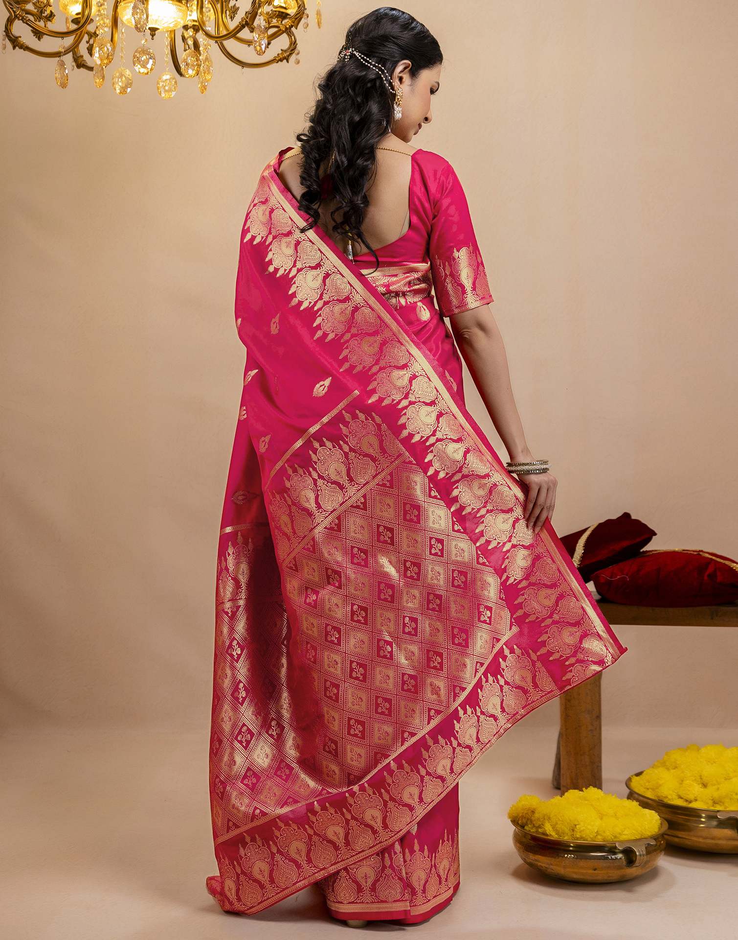 Pink Silk Woven Banarasi Saree - Image 7