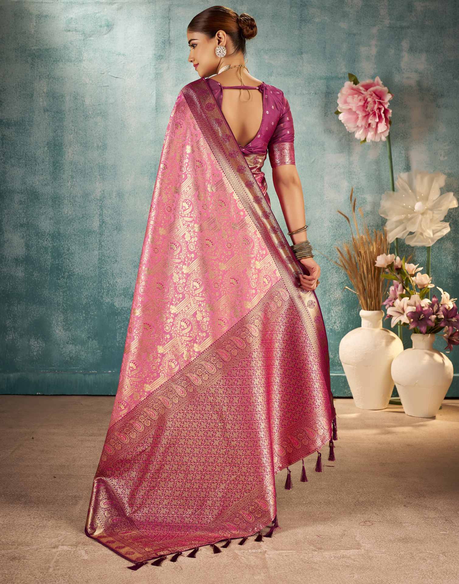 Pink Silk Woven Banarasi Saree - Image 3