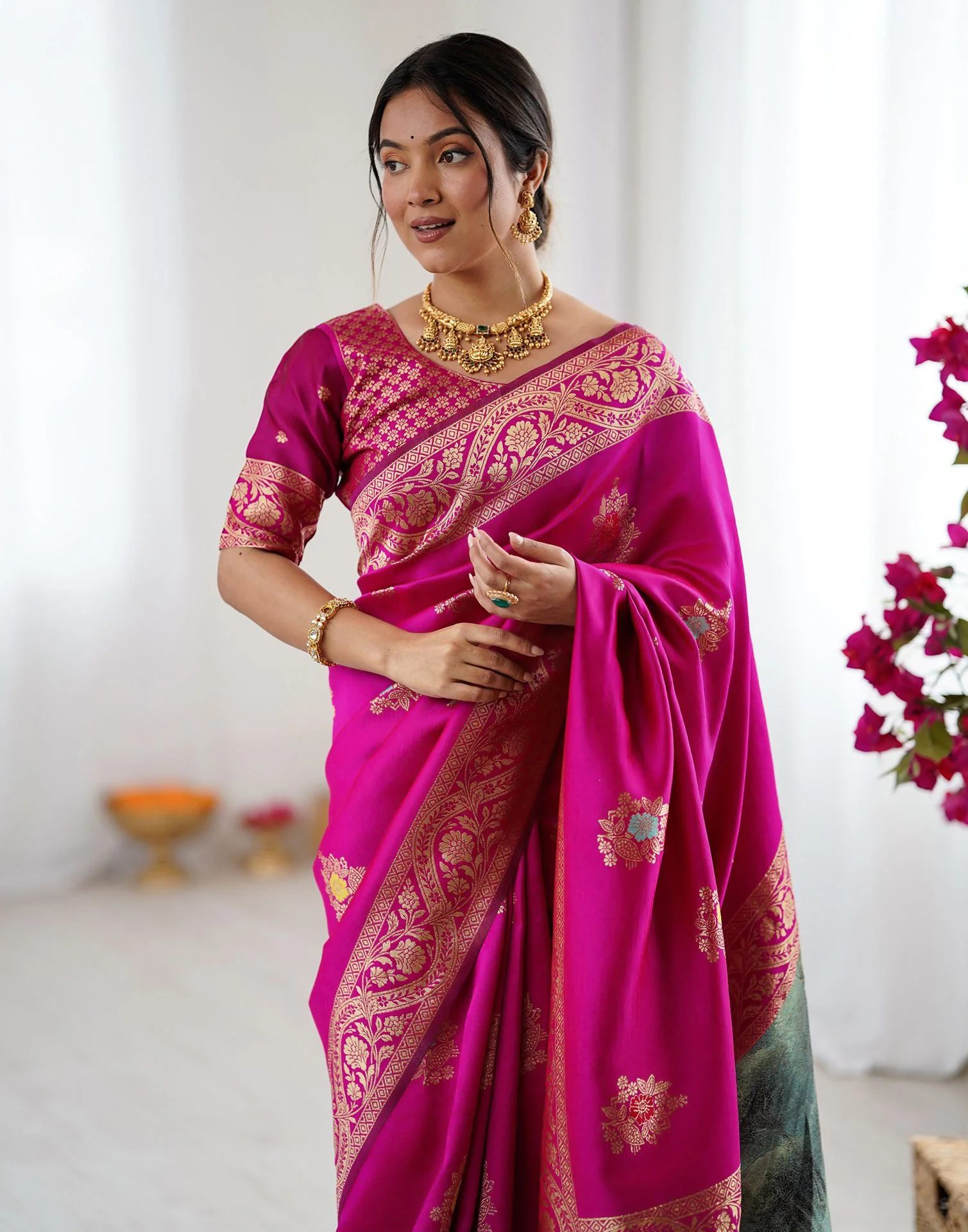 Pink Silk Woven Saree - Image 10