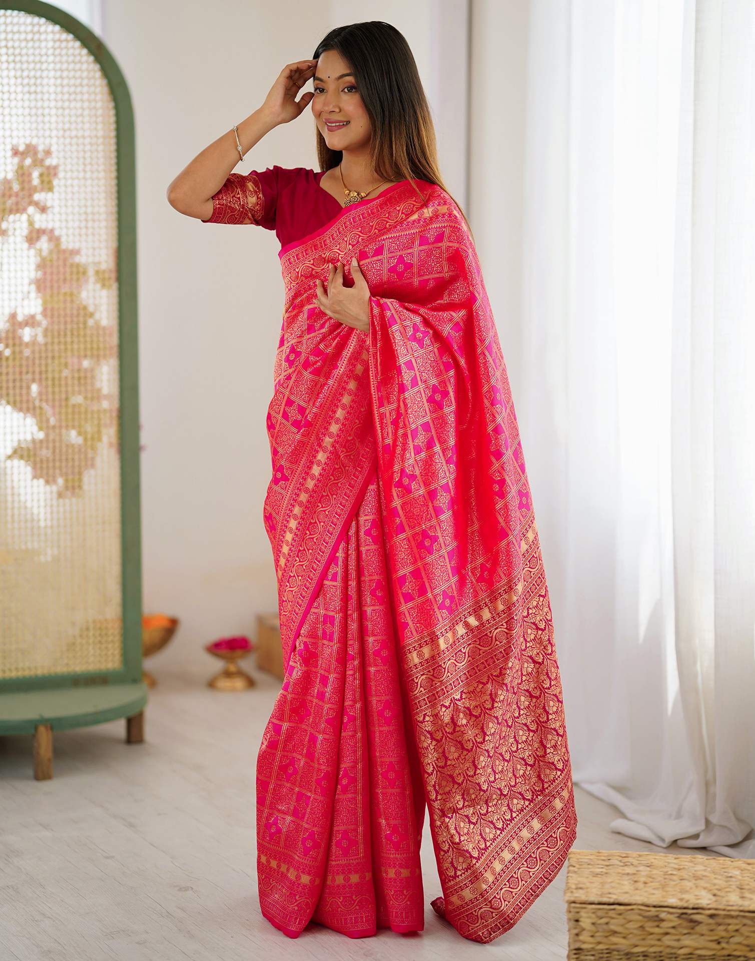 Pink Silk Woven Banarasi Saree
