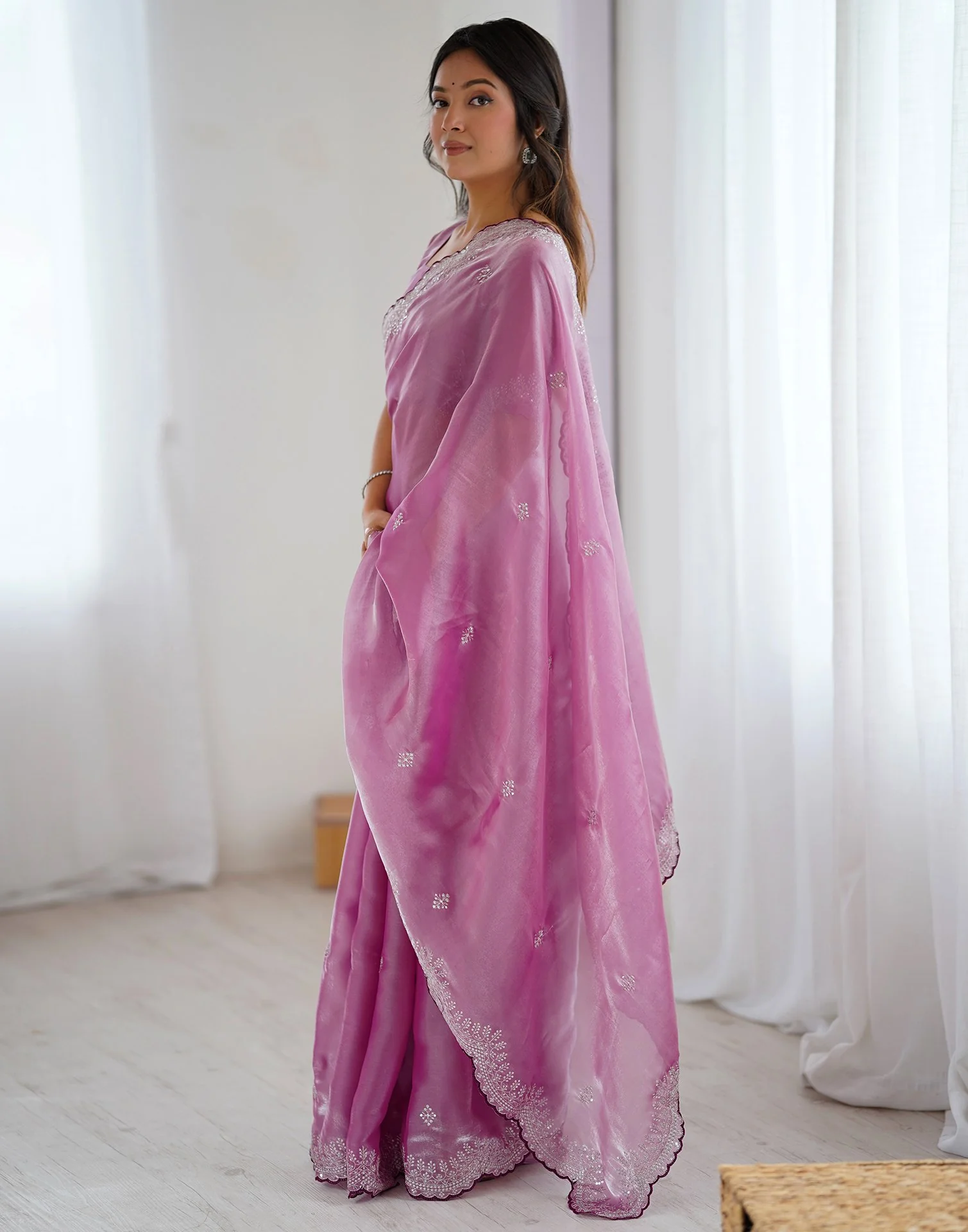 Pink Tissue Silk Embroidery Saree - Image 10