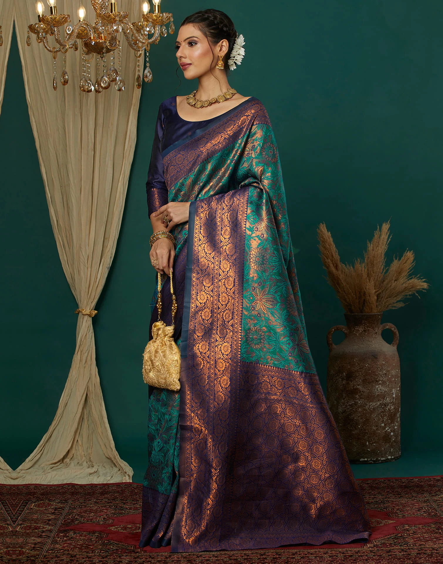 Turquoise Silk Woven Banarasi Saree - Image 4
