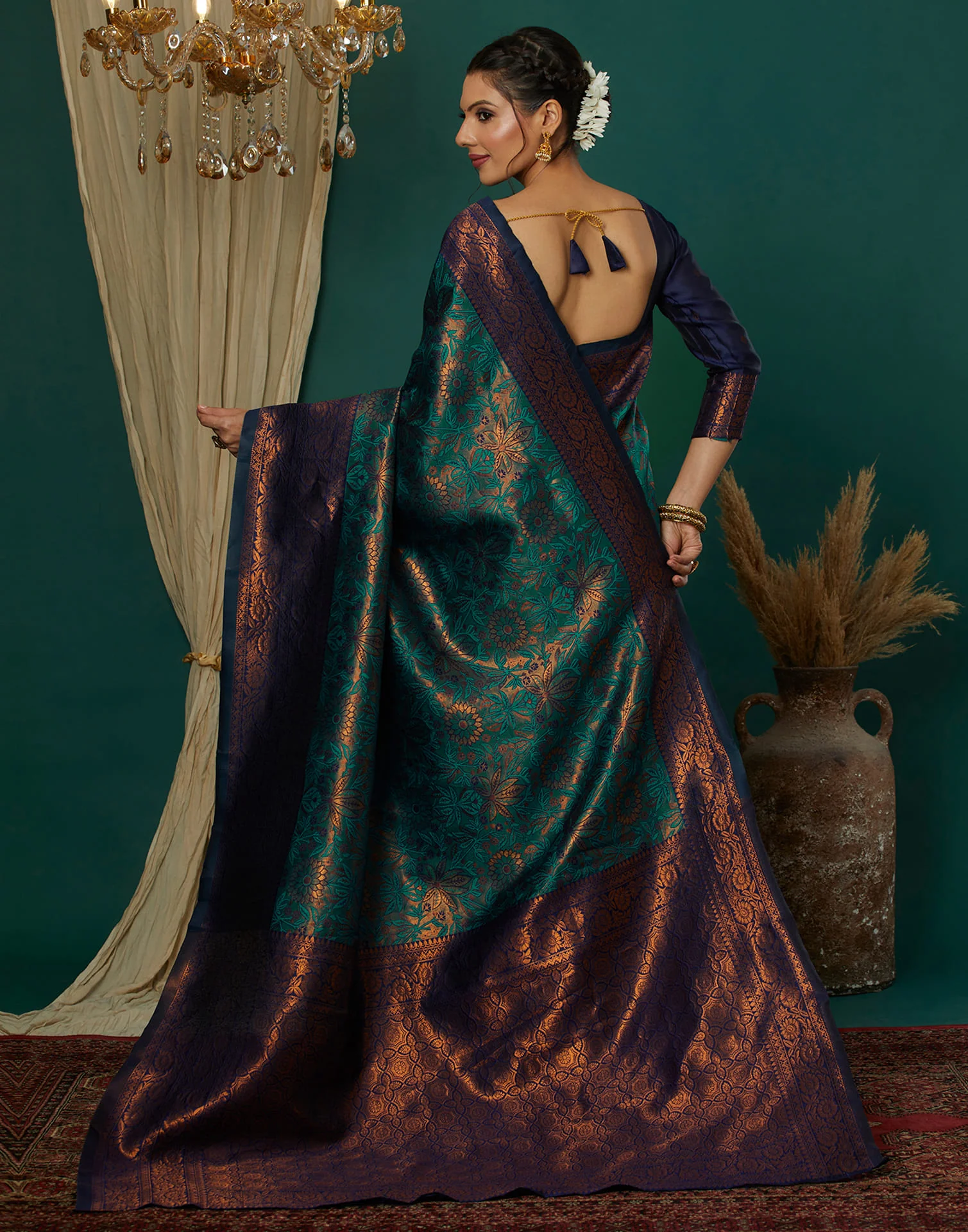 Turquoise Silk Woven Banarasi Saree - Image 5