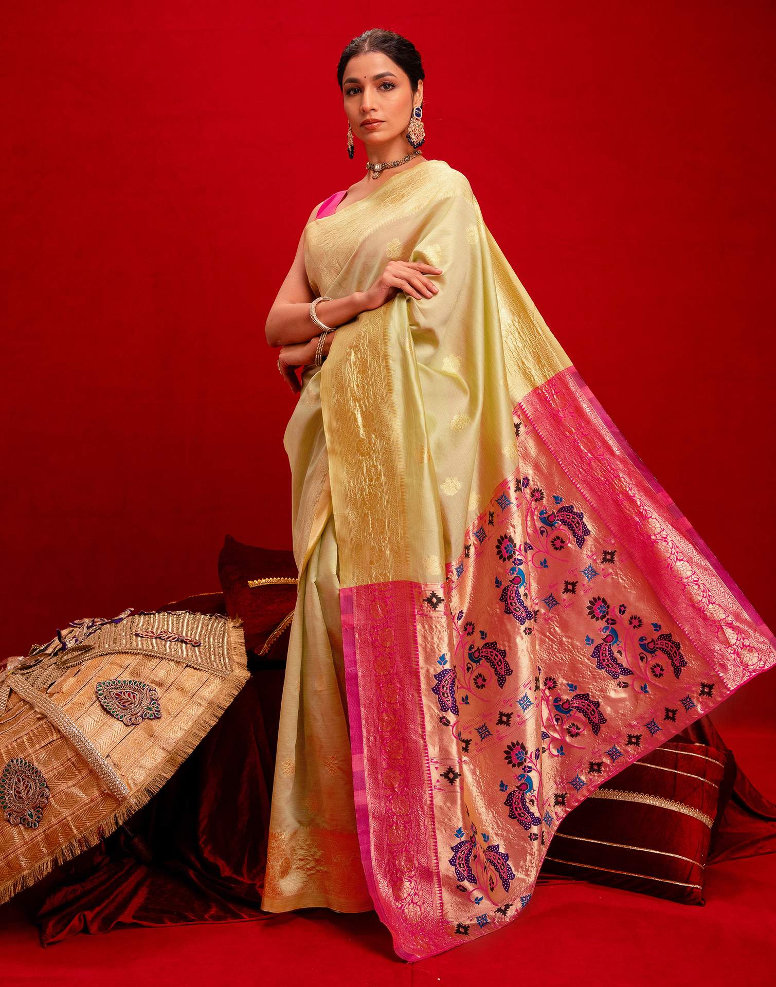 Pista Green Silk Woven Paithani Saree - Image 5
