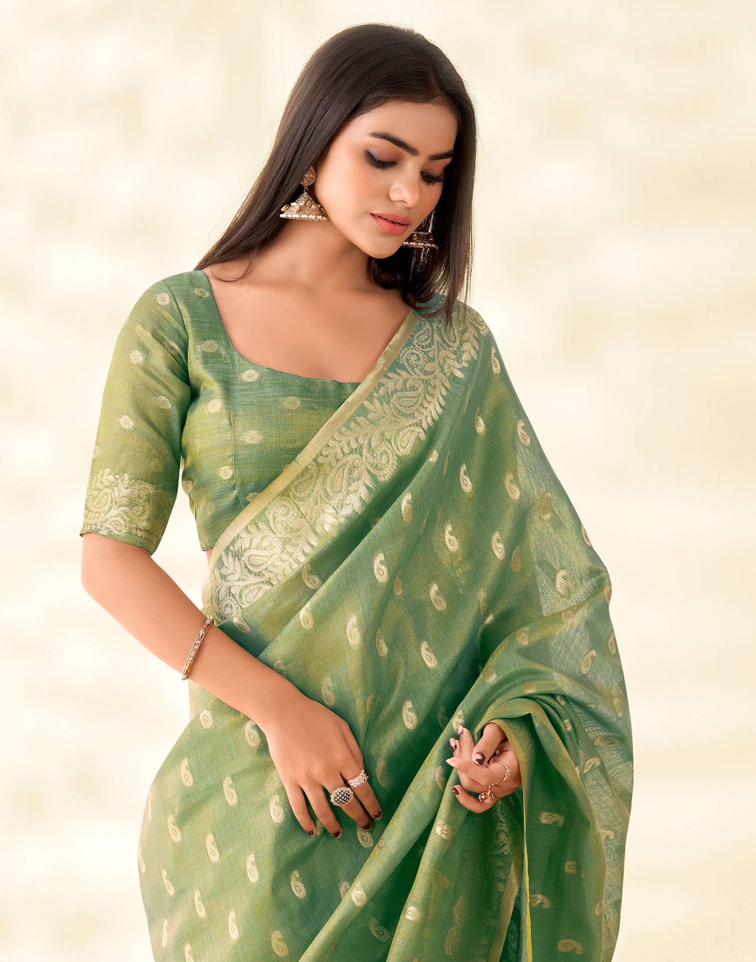 Pista Green Tissue Linen Woven Saree - Image 2