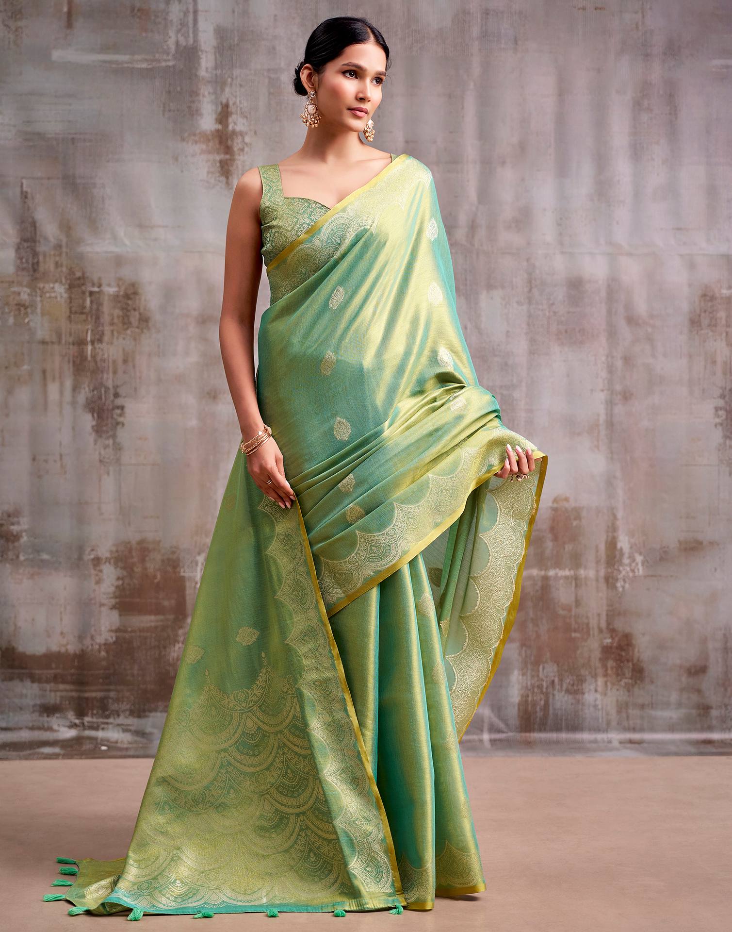 Pista Green Tissue Silk Woven Banarasi Saree - Image 5