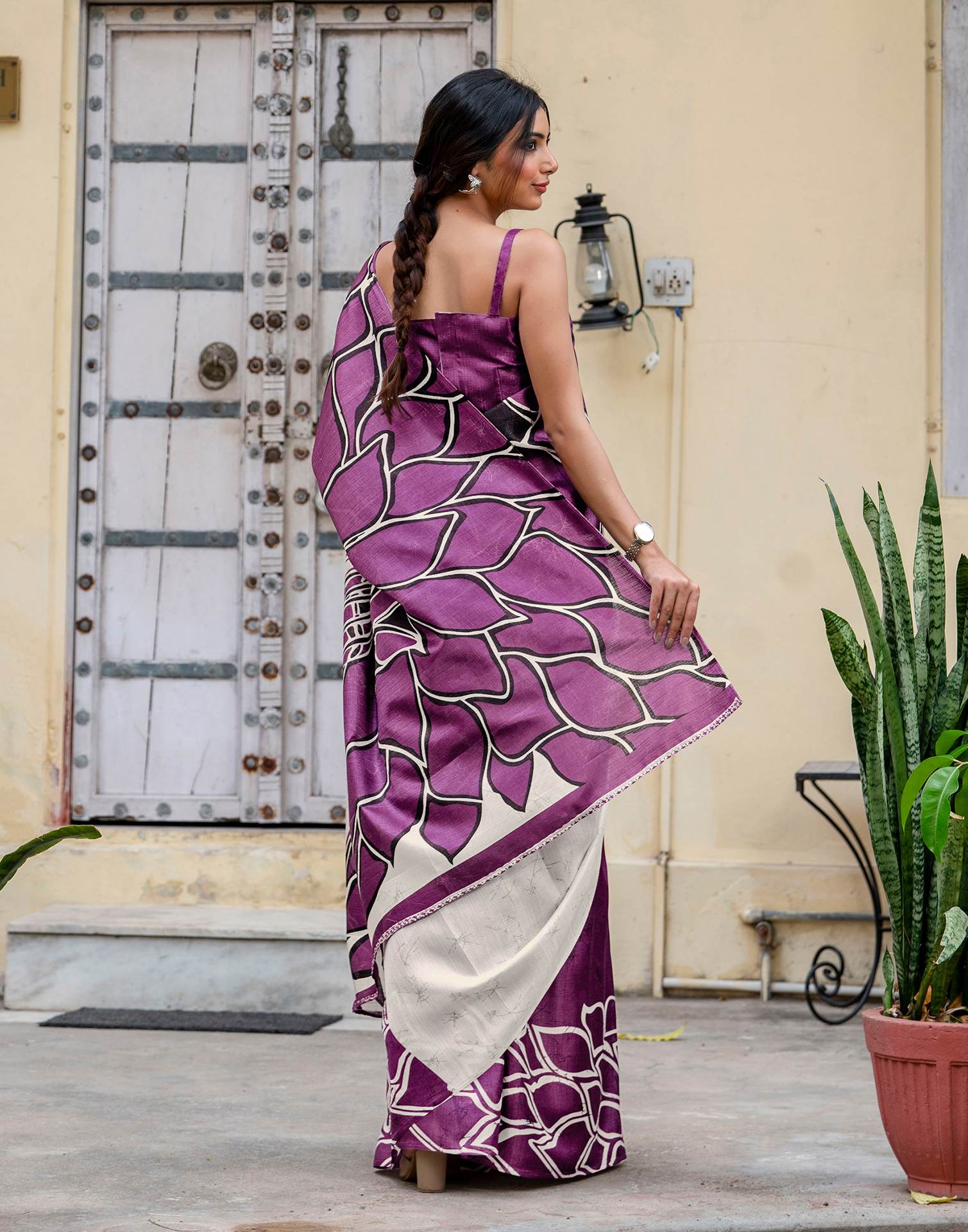 Purple Khadi Abstract Printed Saree - Image 6