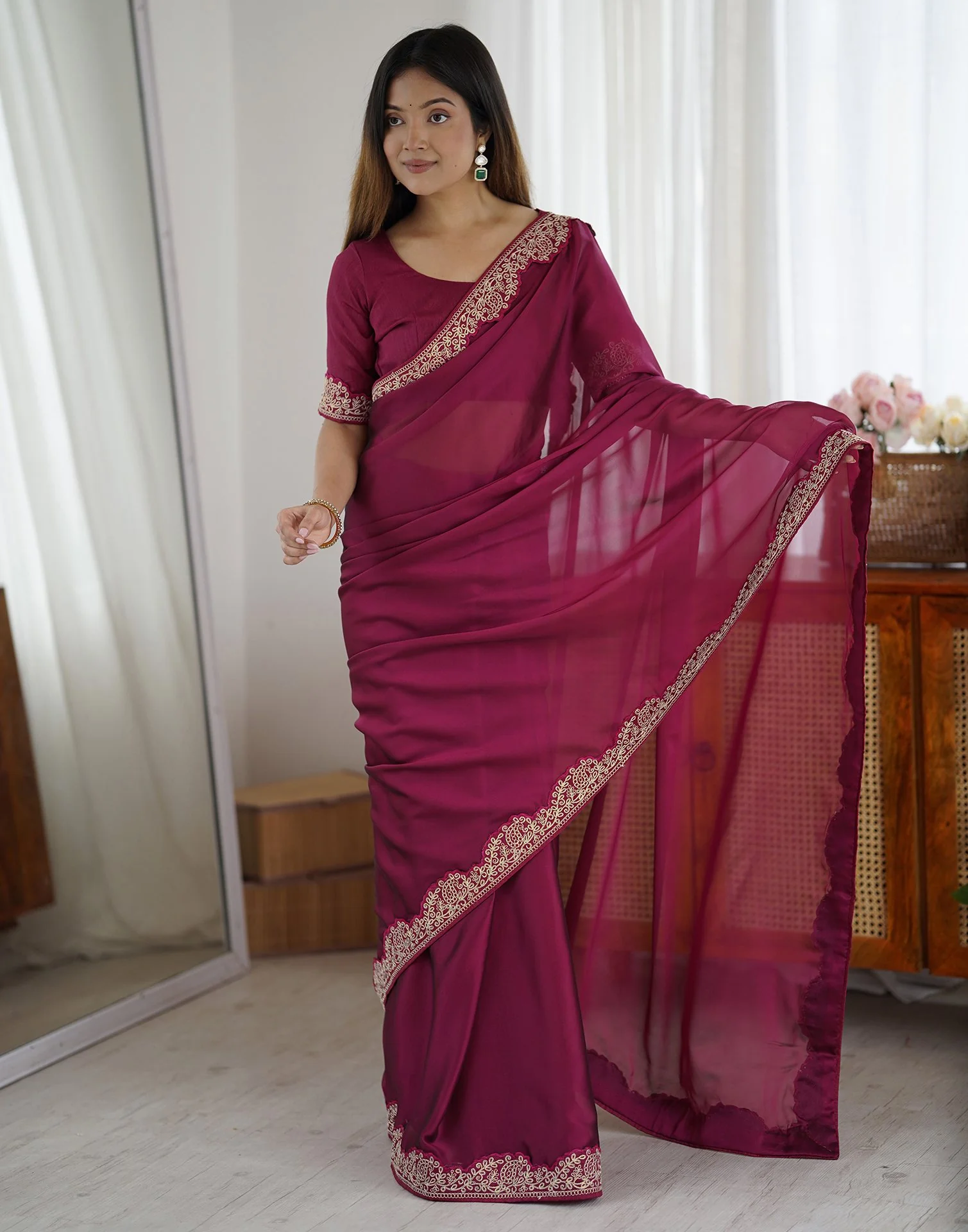Purple Silk Embroidery Lace Saree - Image 5