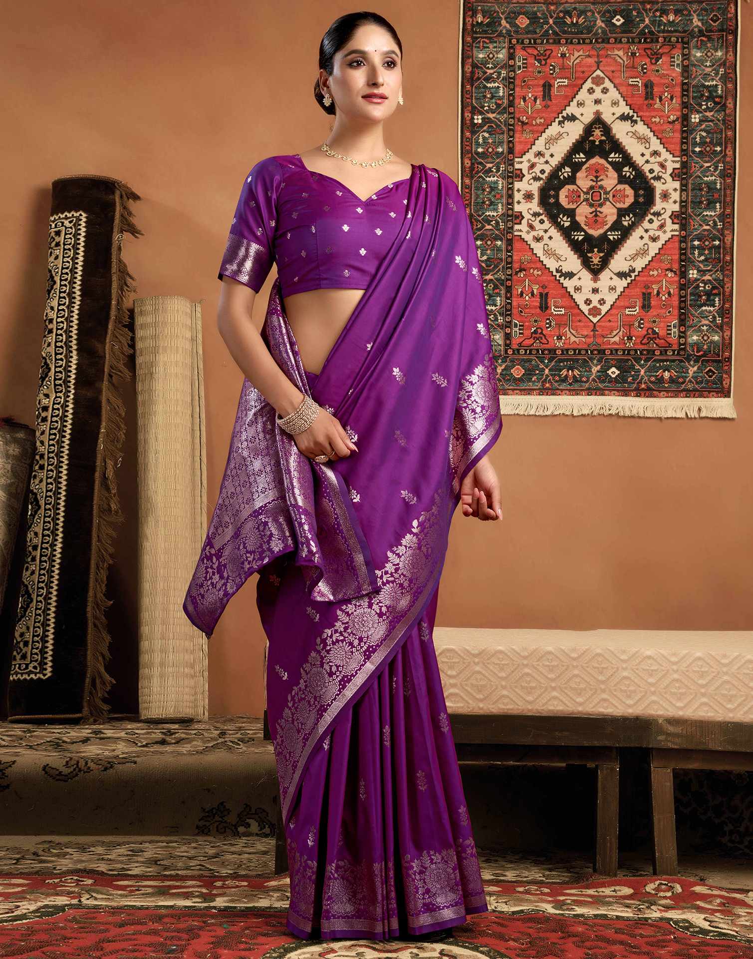 Purple Silk Woven Banarasi Saree - Image 5