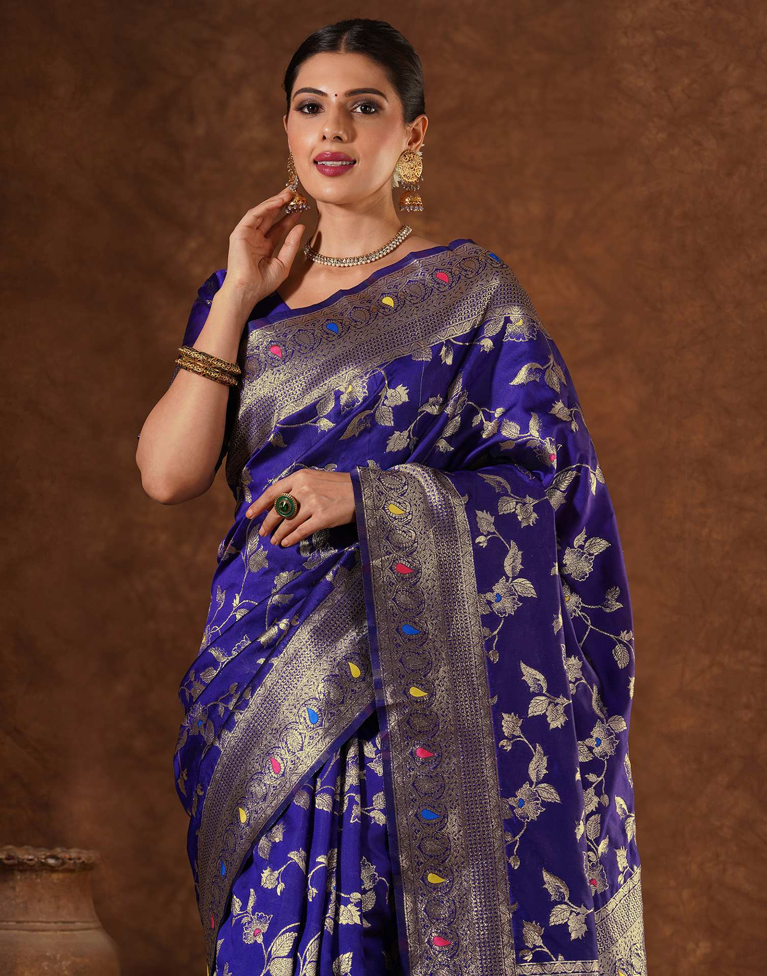 Purple Silk Woven Banarasi Saree - Image 2