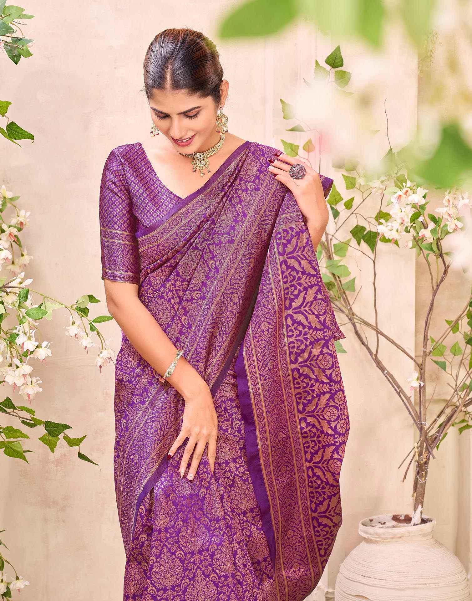 Purple Silk Woven Banarasi Saree - Image 2