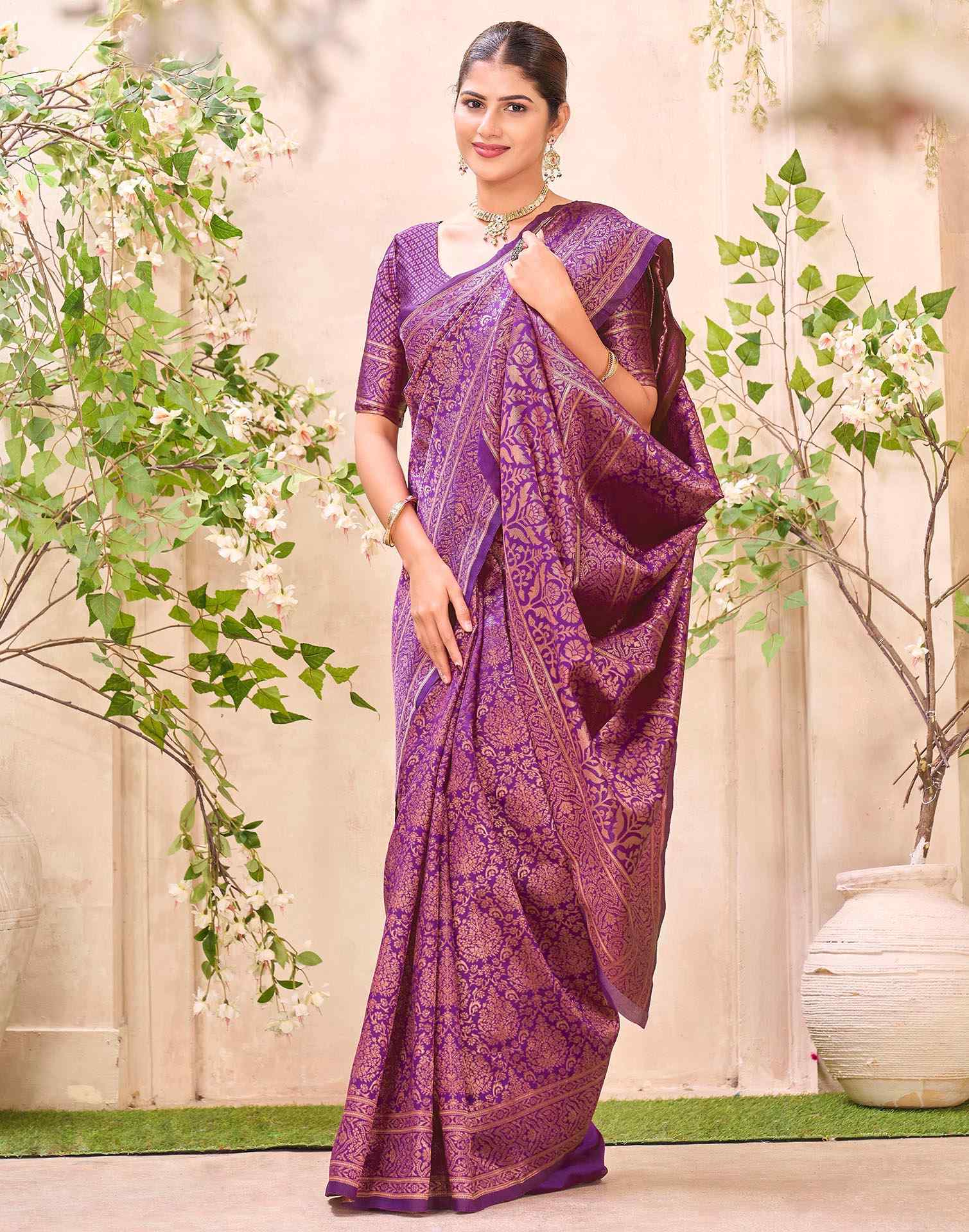 Purple Silk Woven Banarasi Saree - Image 5