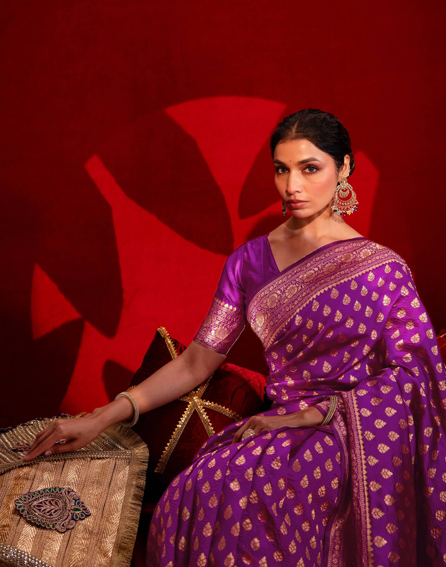 Purple Silk Woven Banarasi Saree - Image 2