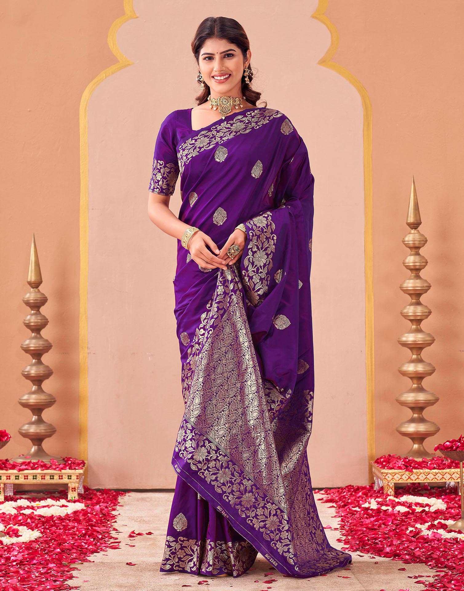 Purple Silk Woven Banarasi Saree - Image 5