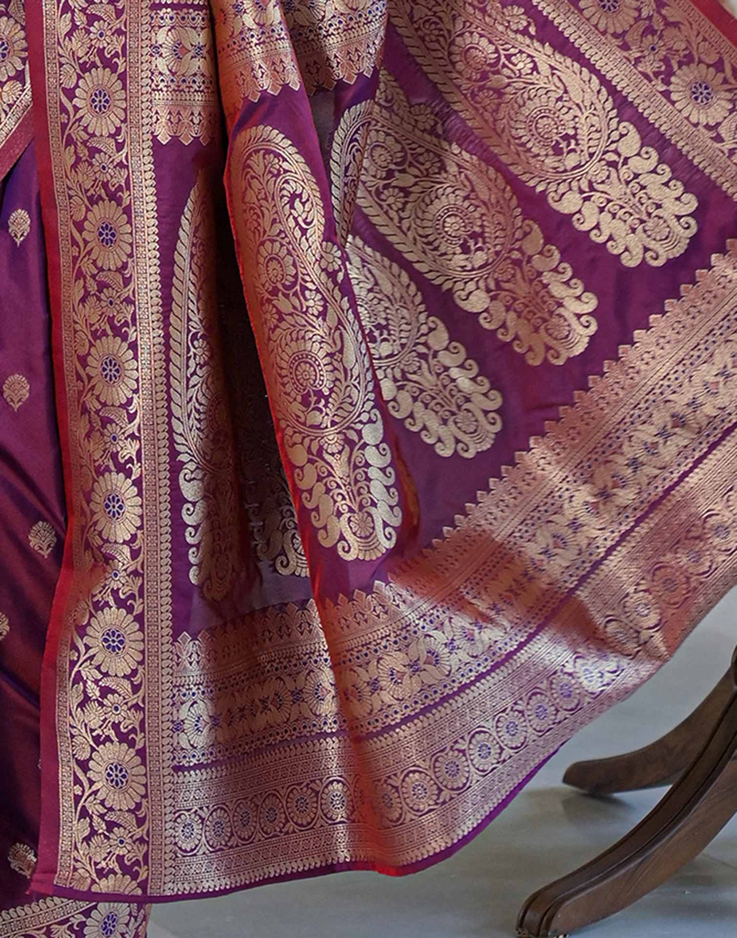 Purple Silk Woven Banarasi Saree - Image 11