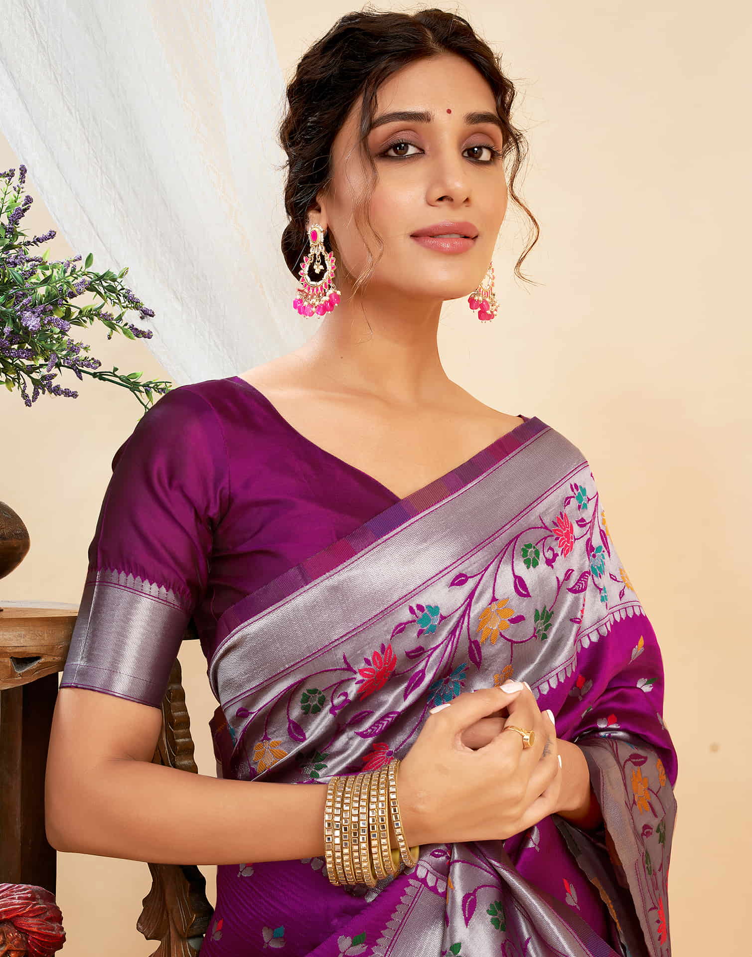 Purple Silk Woven Paithani Saree - Image 4