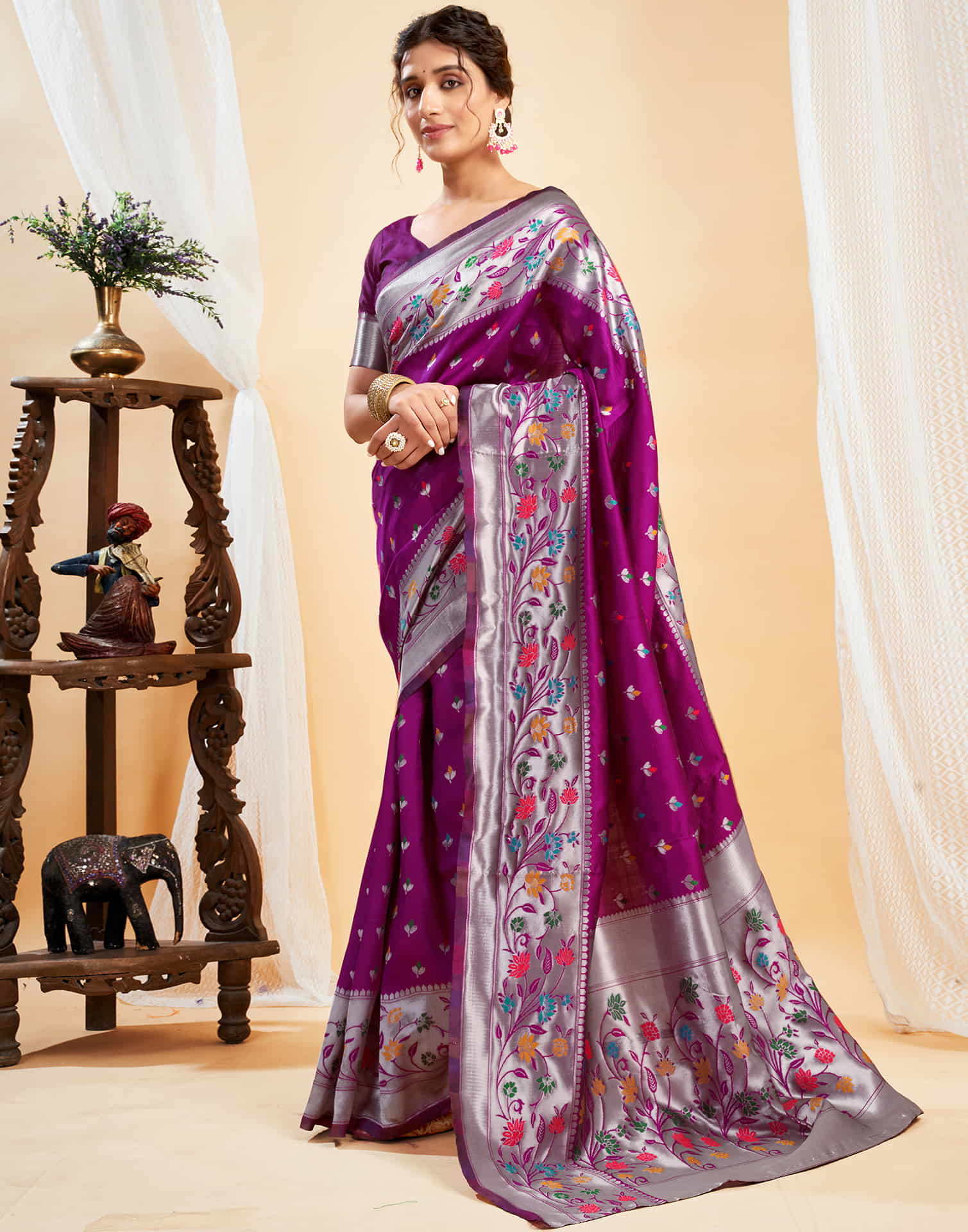 Purple Silk Woven Paithani Saree - Image 5