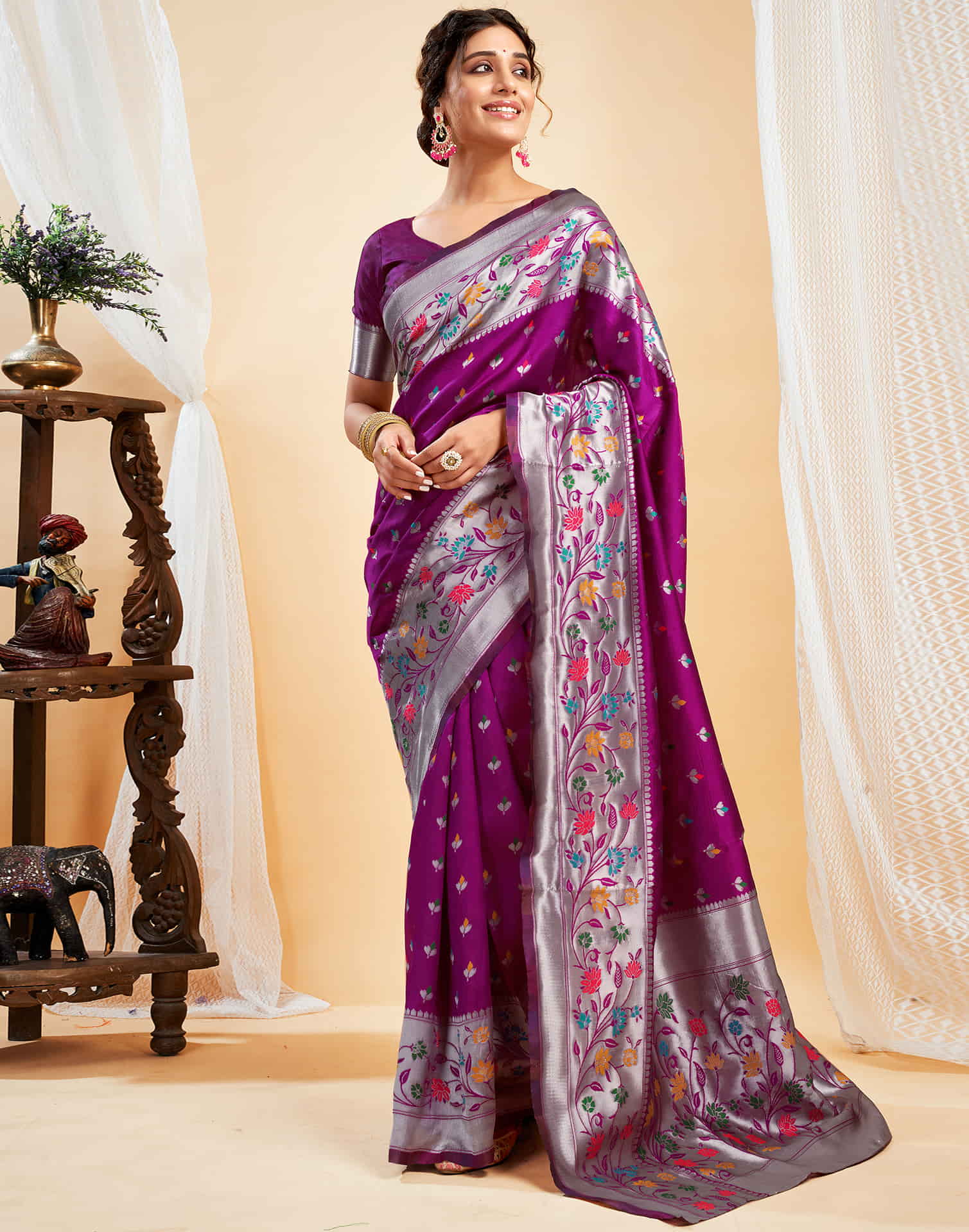 Purple Silk Woven Paithani Saree - Image 6
