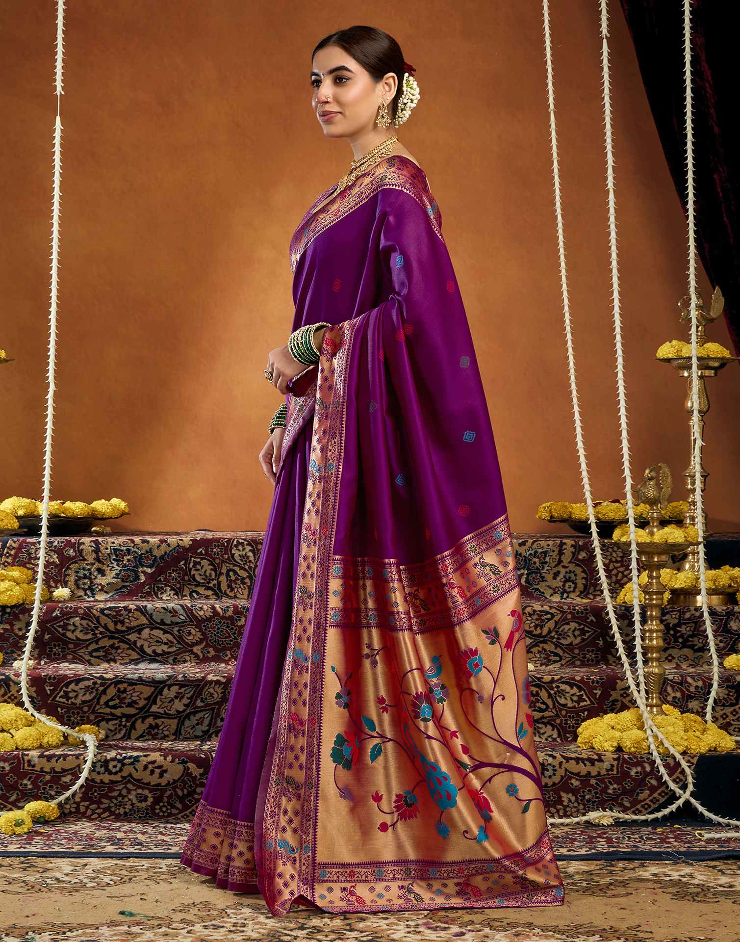 Purple Silk Woven Paithani Saree - Image 4
