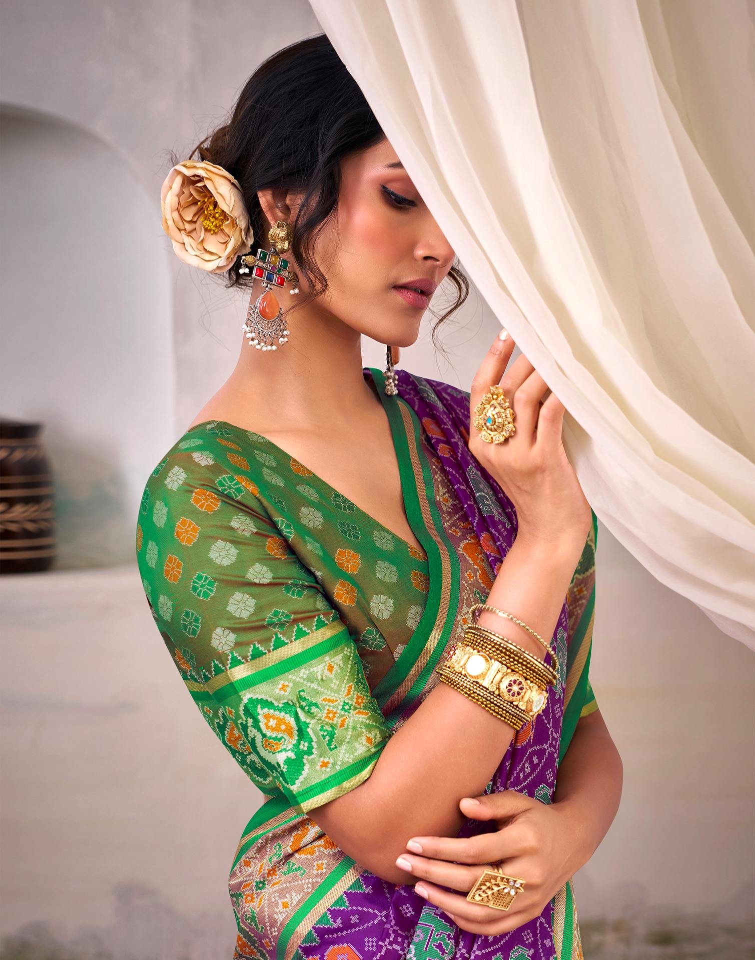 Purple Silk Woven Patola Saree - Image 5