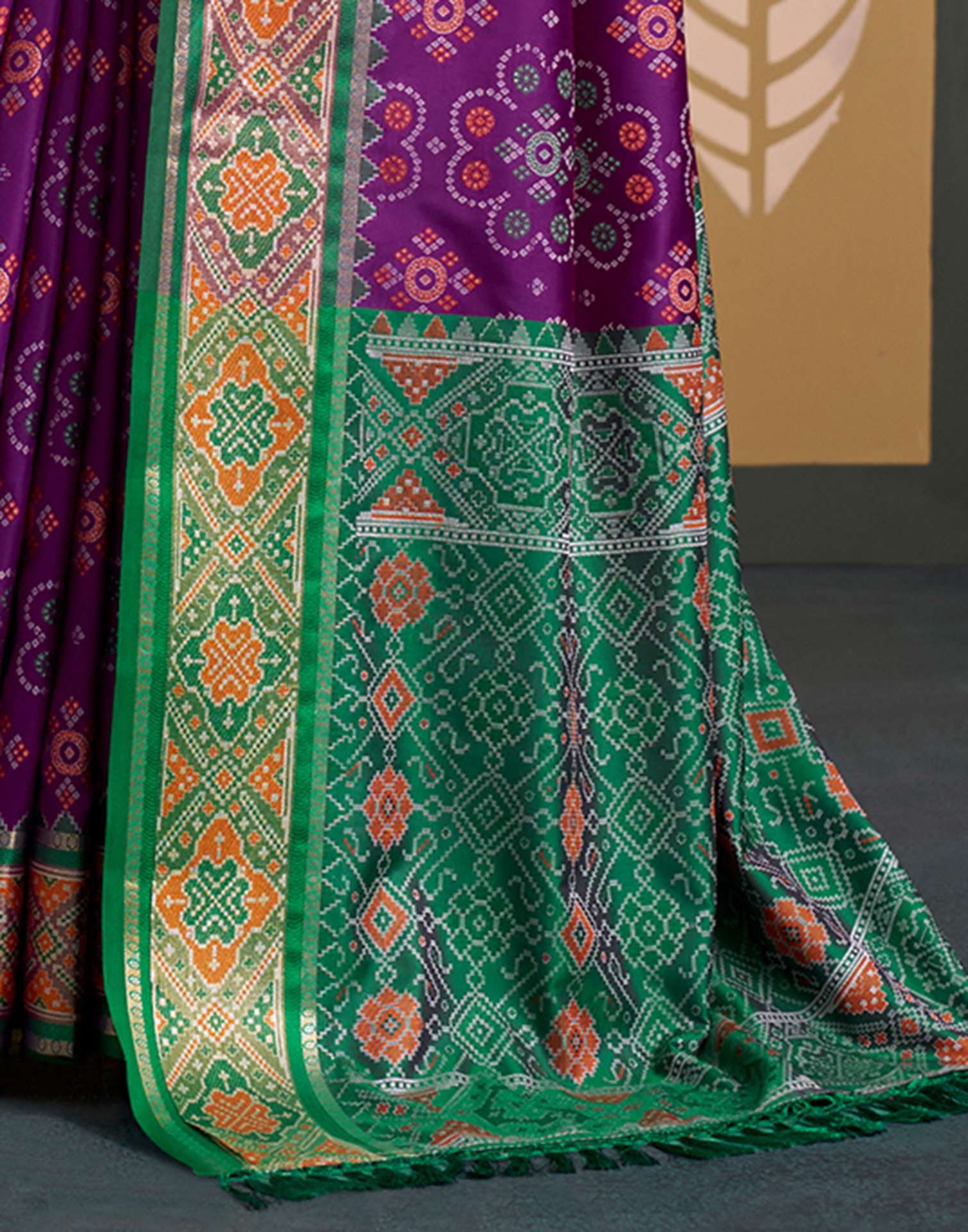Purple Silk Woven Patola Saree - Image 5
