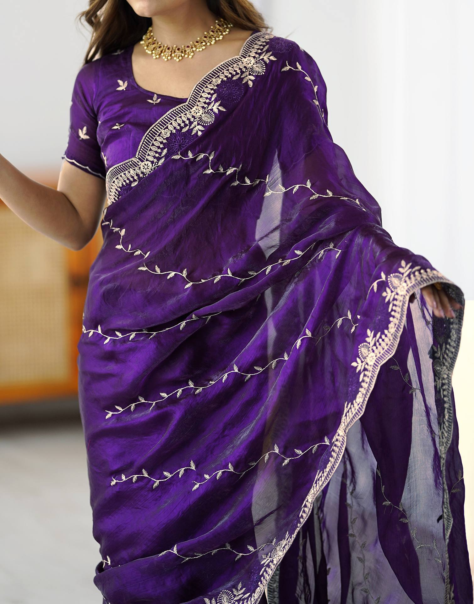 Purple Tissue Silk Embroidery Saree - Image 12