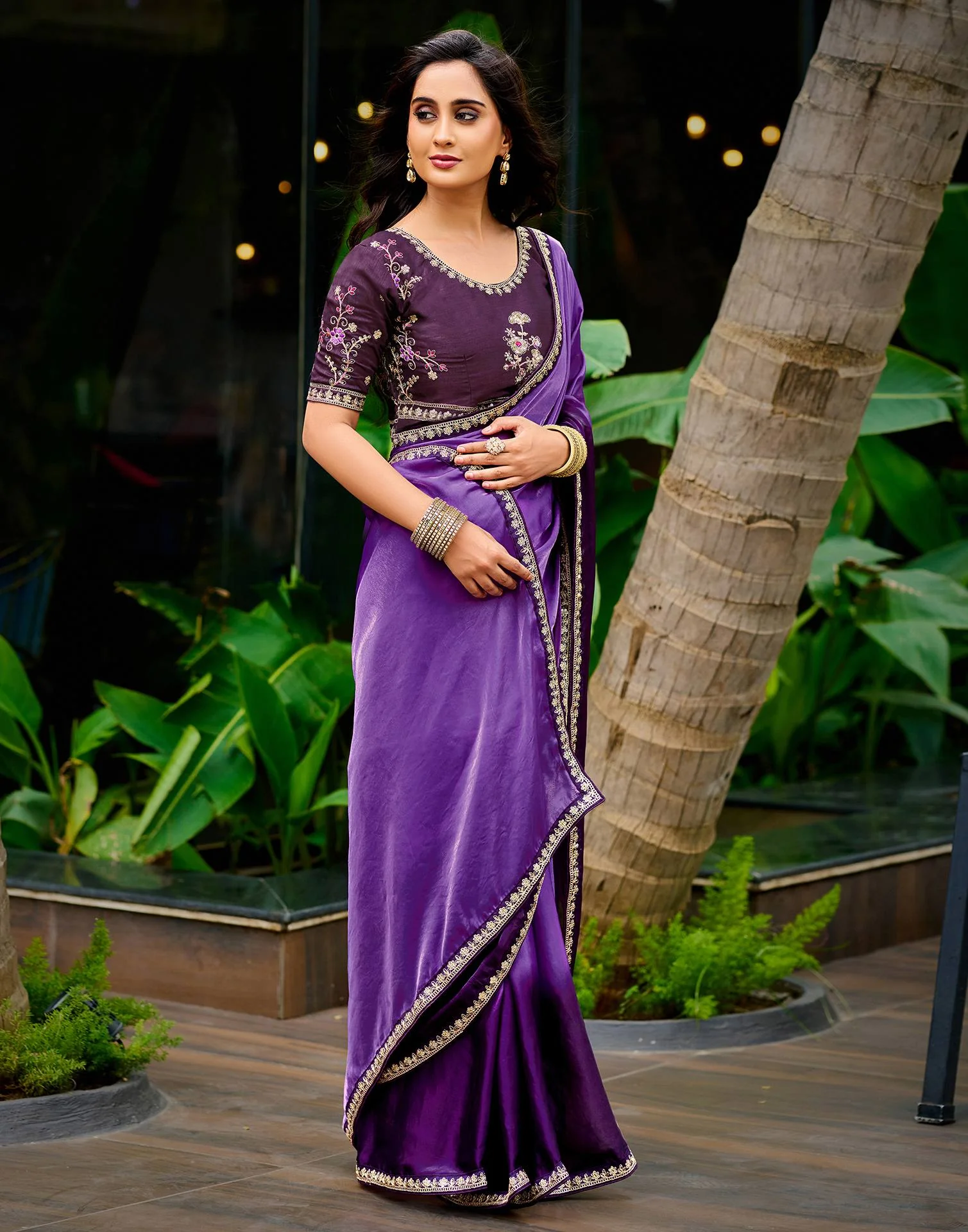 Purple Tissue Silk Lace Saree - Image 5