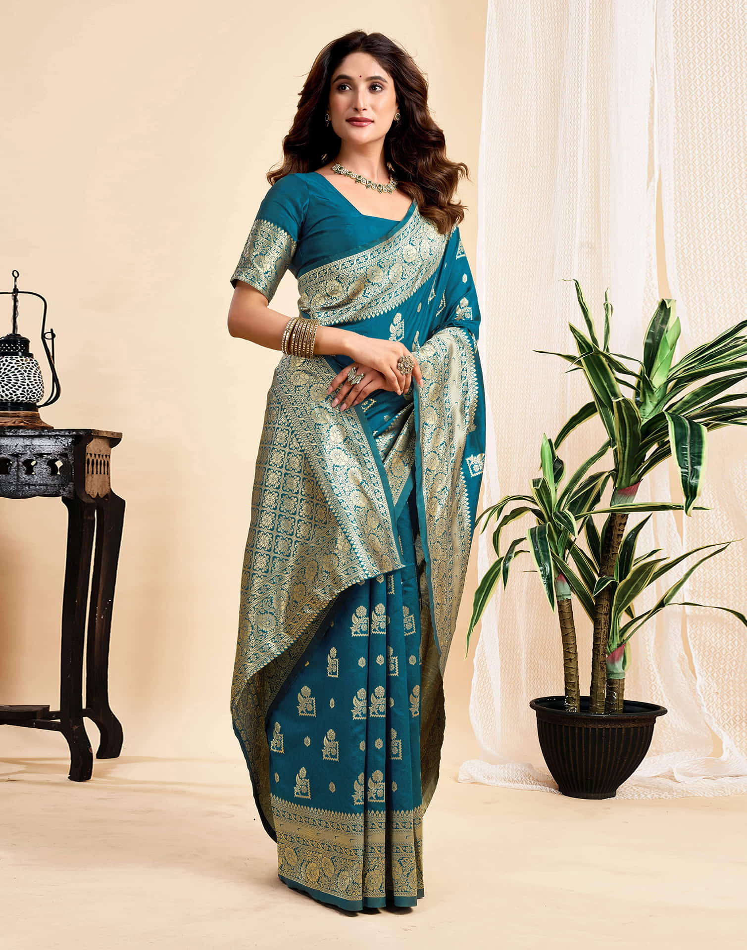 Rama Blue Silk Woven Banarasi Saree - Image 4