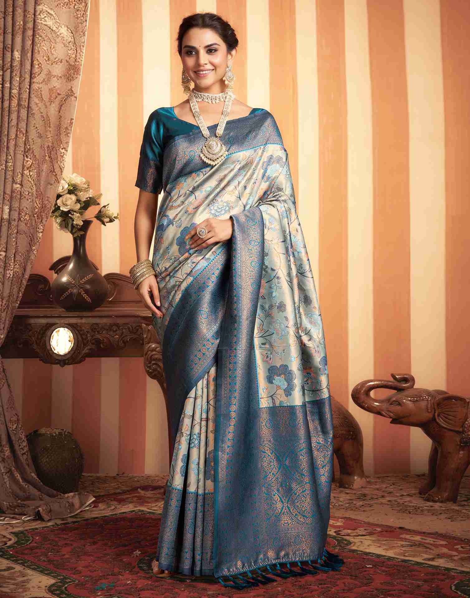 Rama Blue Silk Woven Kanjivaram Saree - Image 4