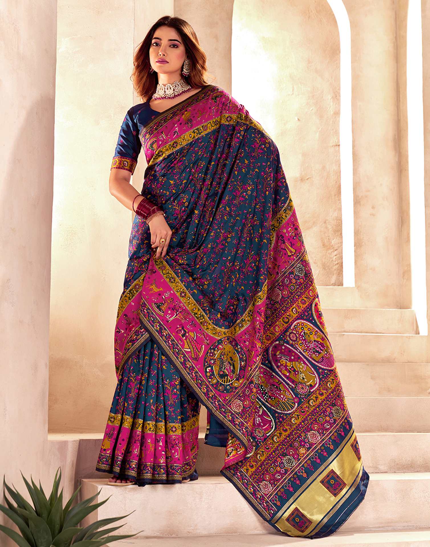 Rama Blue Silk Woven Patola Saree - Image 4